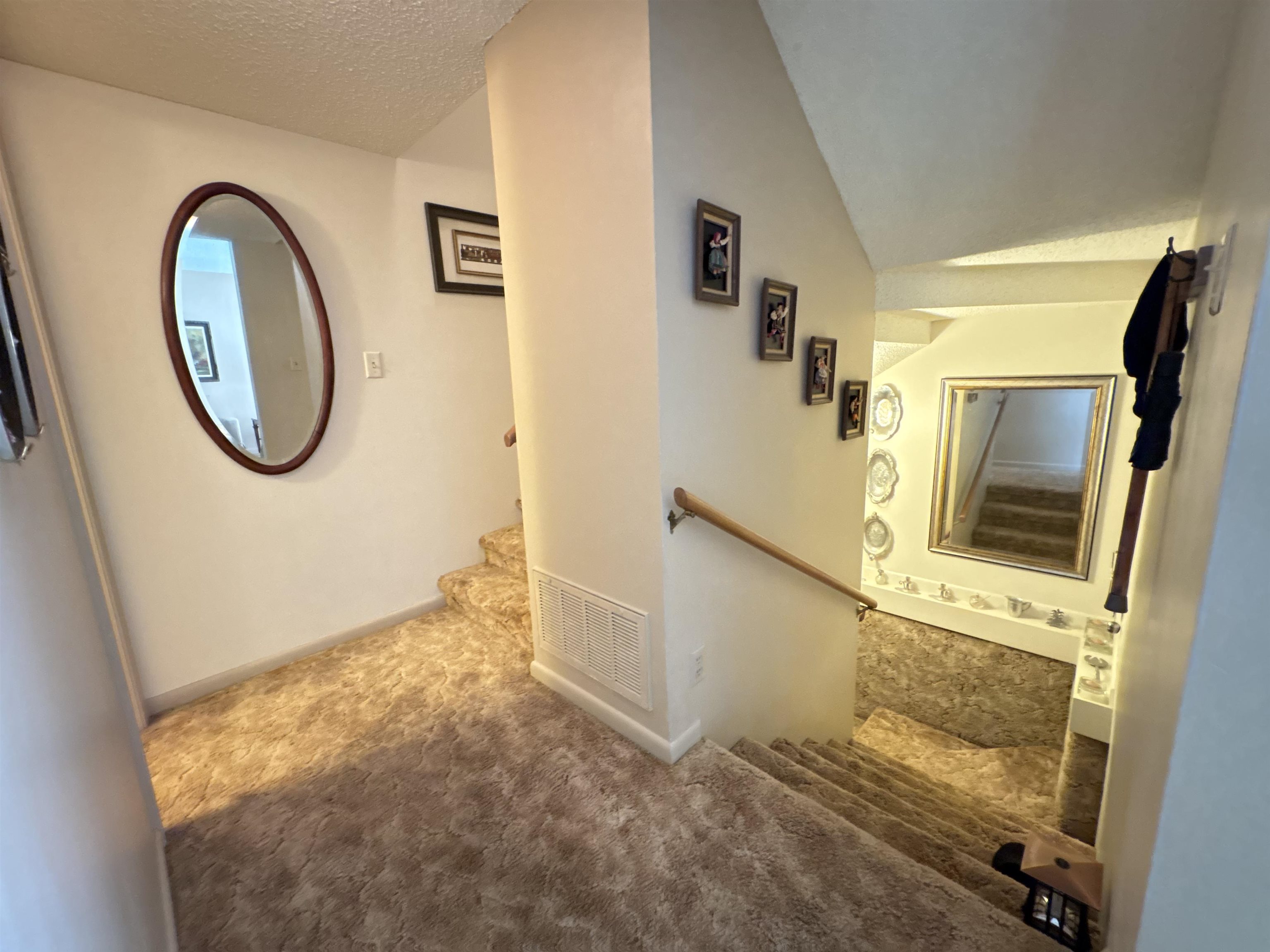 Townhouse 2nd - Residential