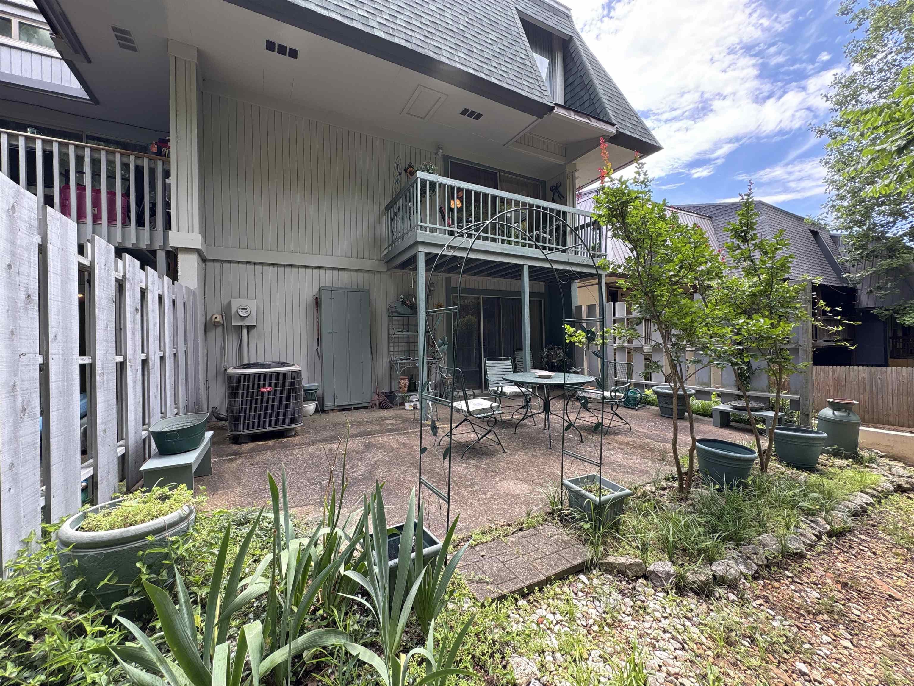 Townhouse 2nd - Residential