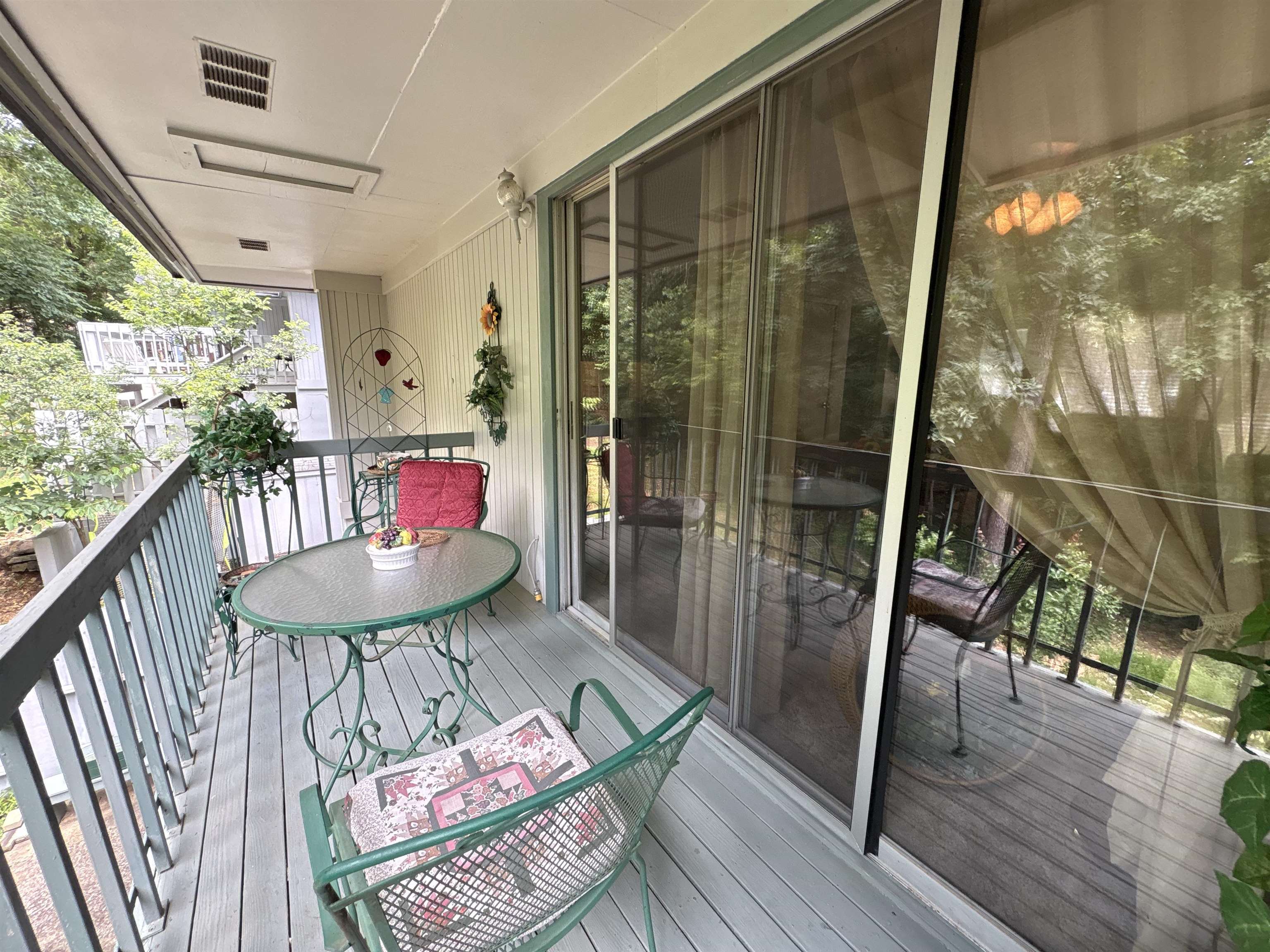 Townhouse 2nd - Residential