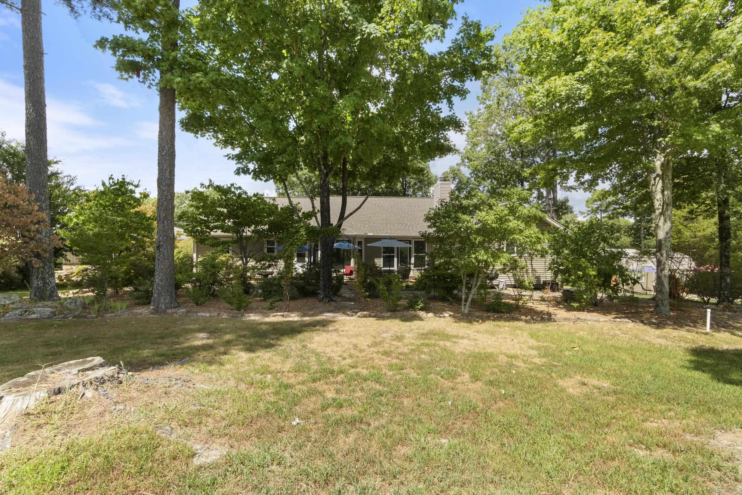 INDIAN HILLS - Residential