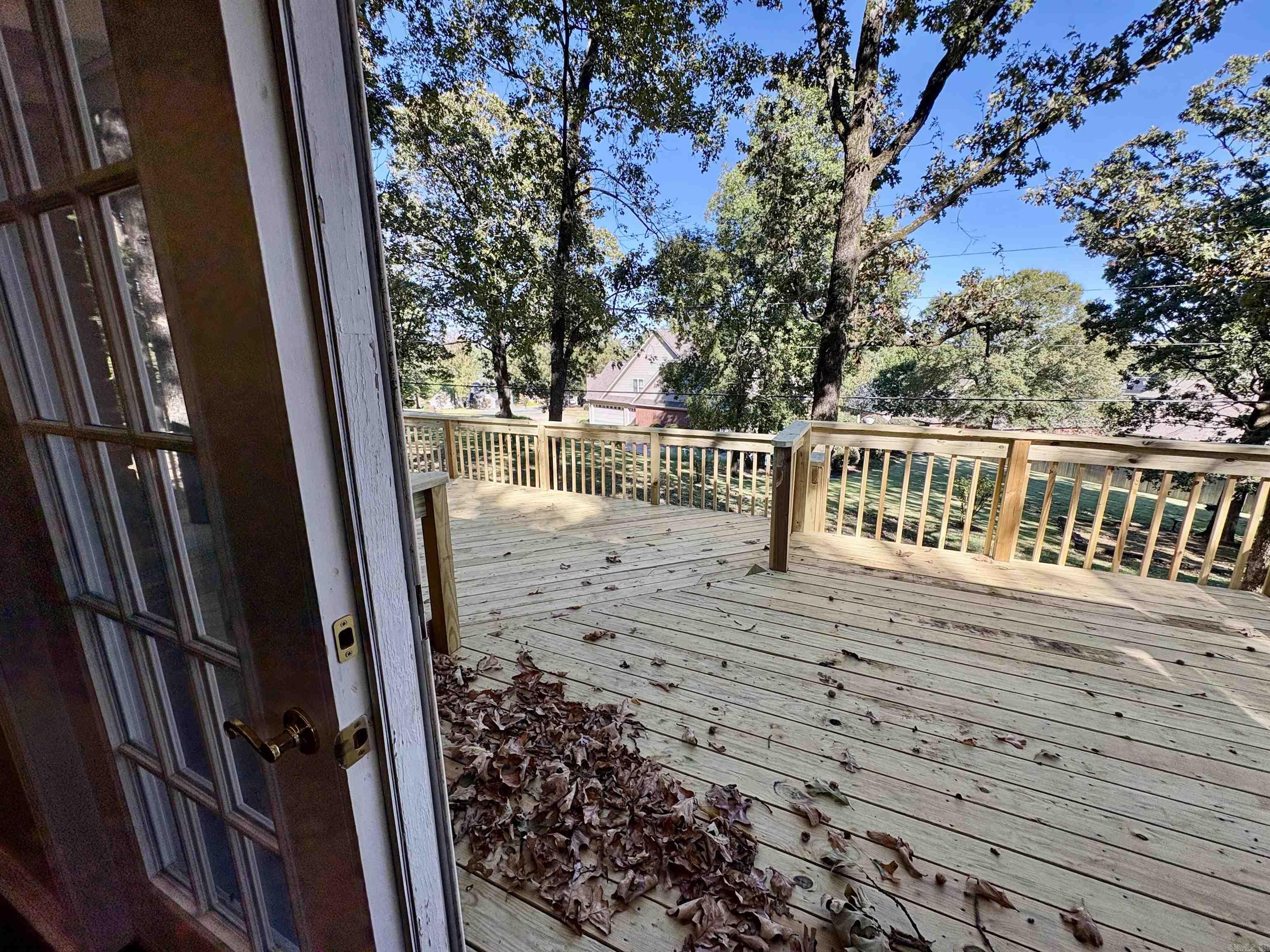 RIVER OAKS - Residential