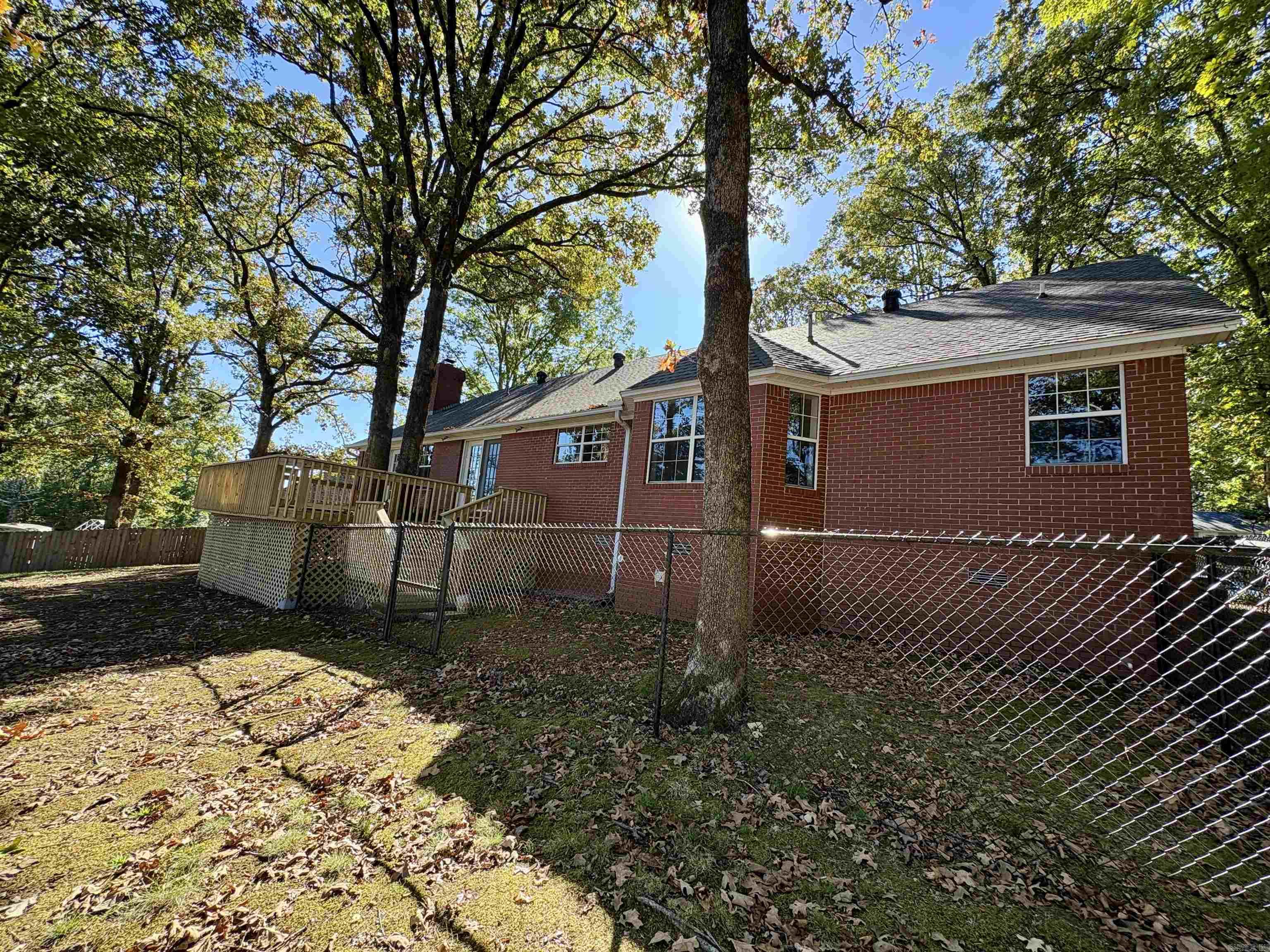 RIVER OAKS - Residential
