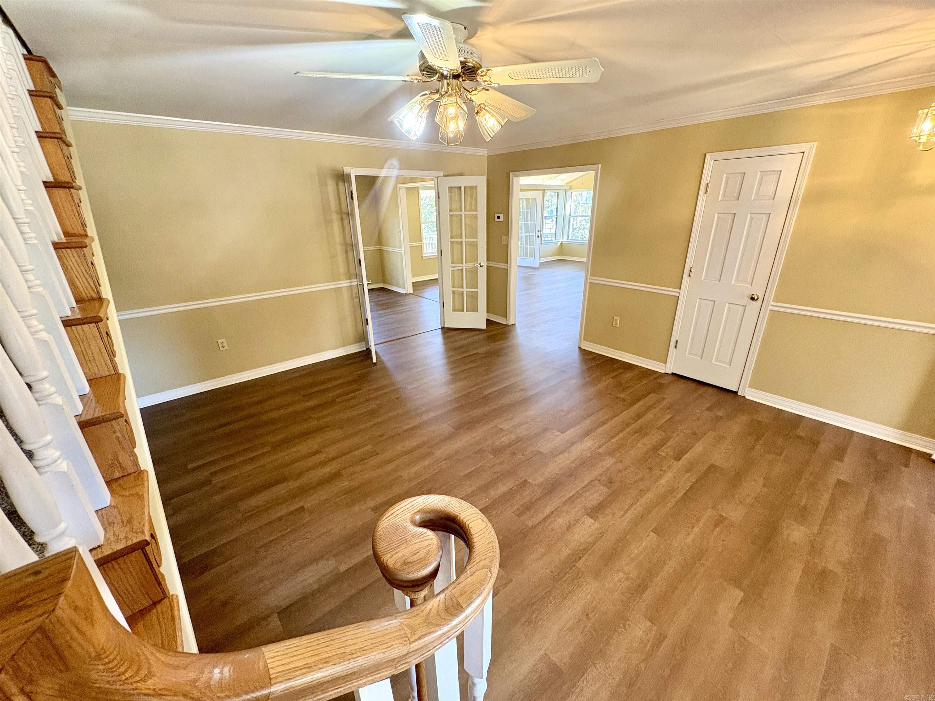 RIVER OAKS - Residential