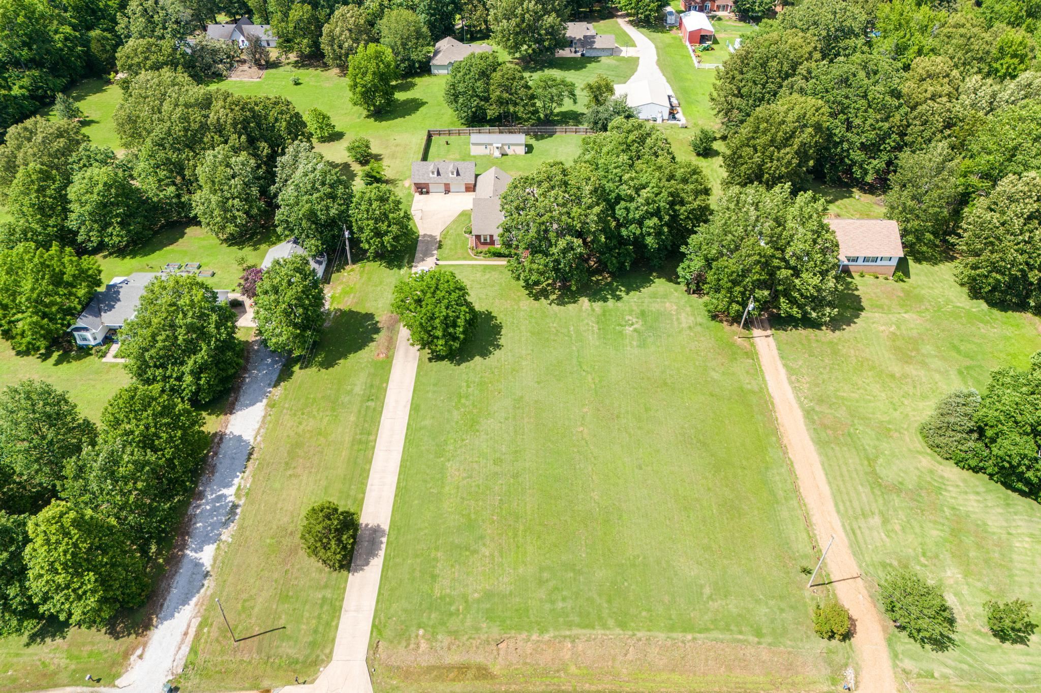 EMERALD VALLEY - Residential