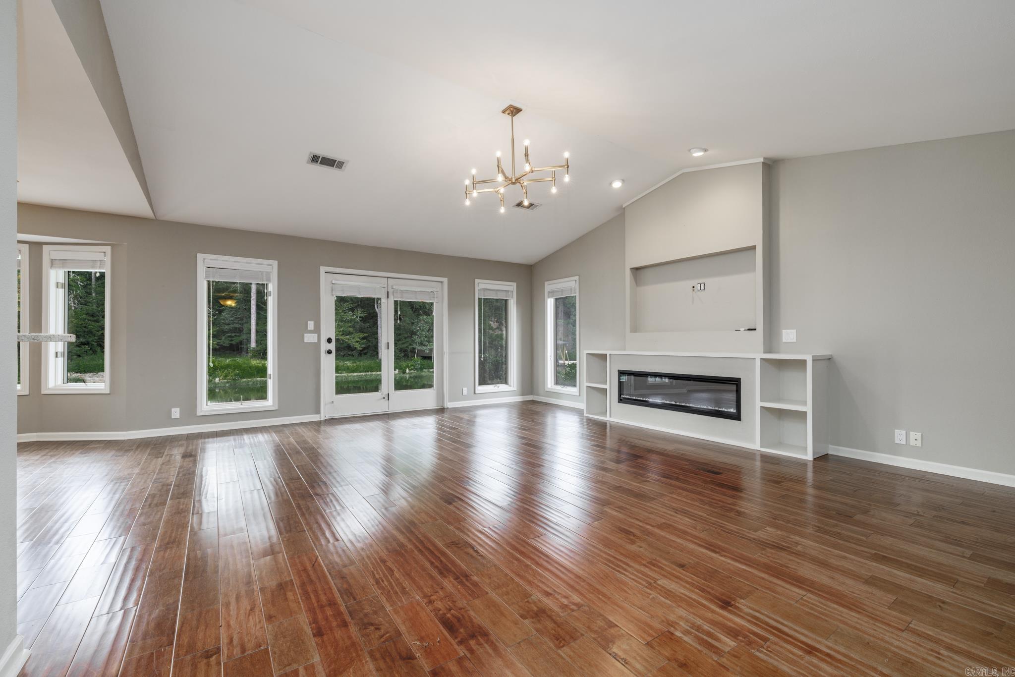 BALBOA COVE - Residential