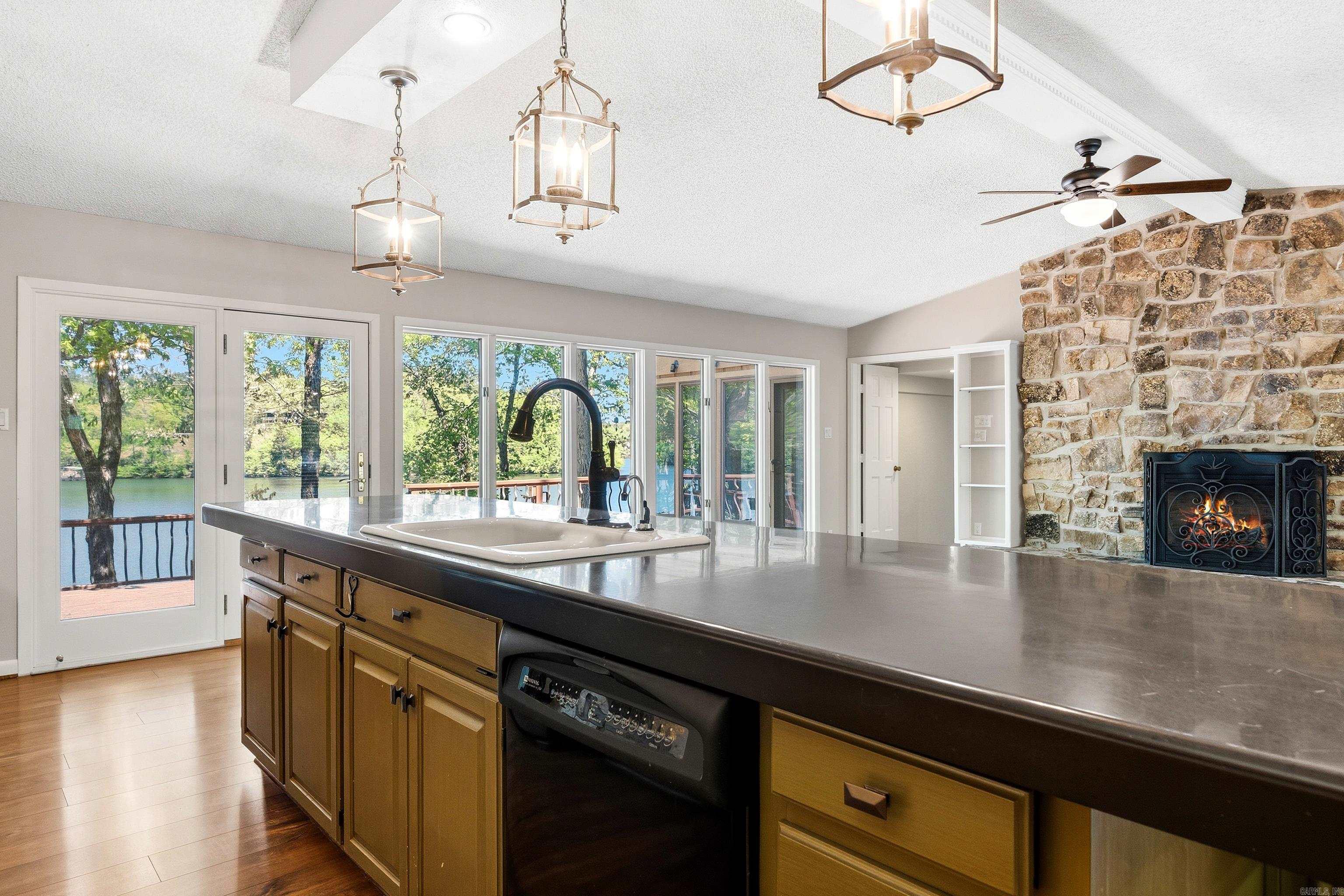 DIAMONDHEAD BLOCK A - Residential