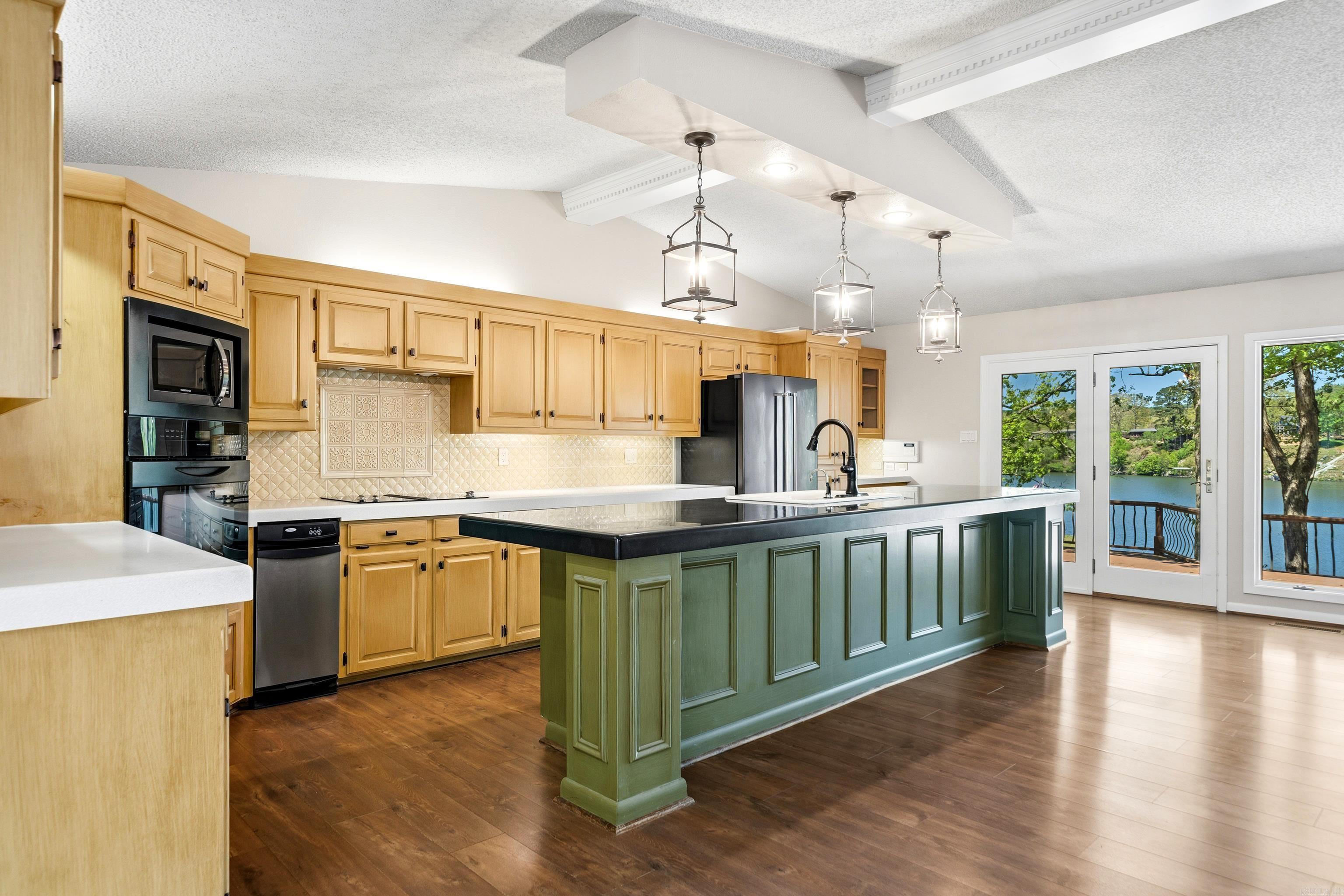 DIAMONDHEAD BLOCK A - Residential