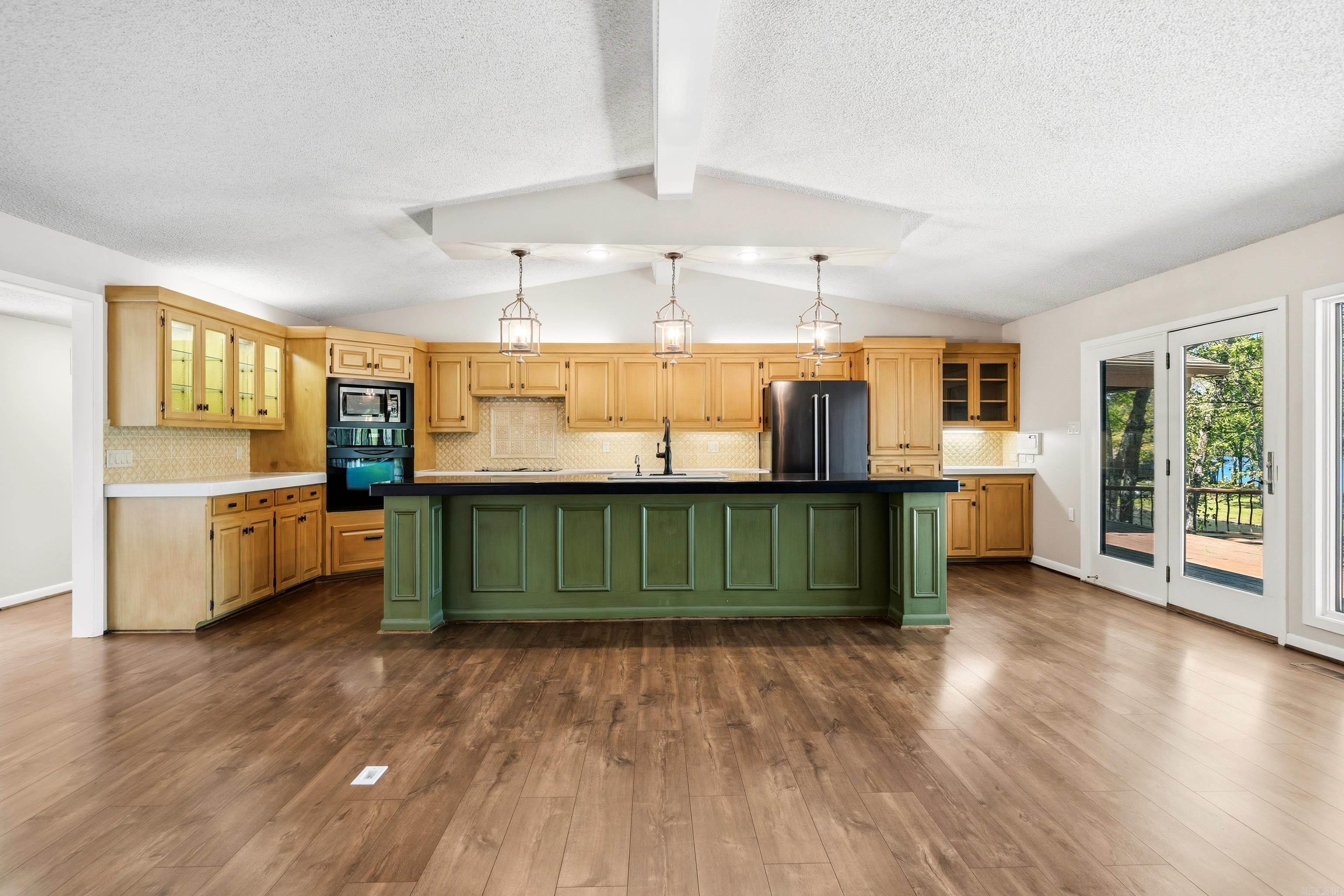 DIAMONDHEAD BLOCK A - Residential