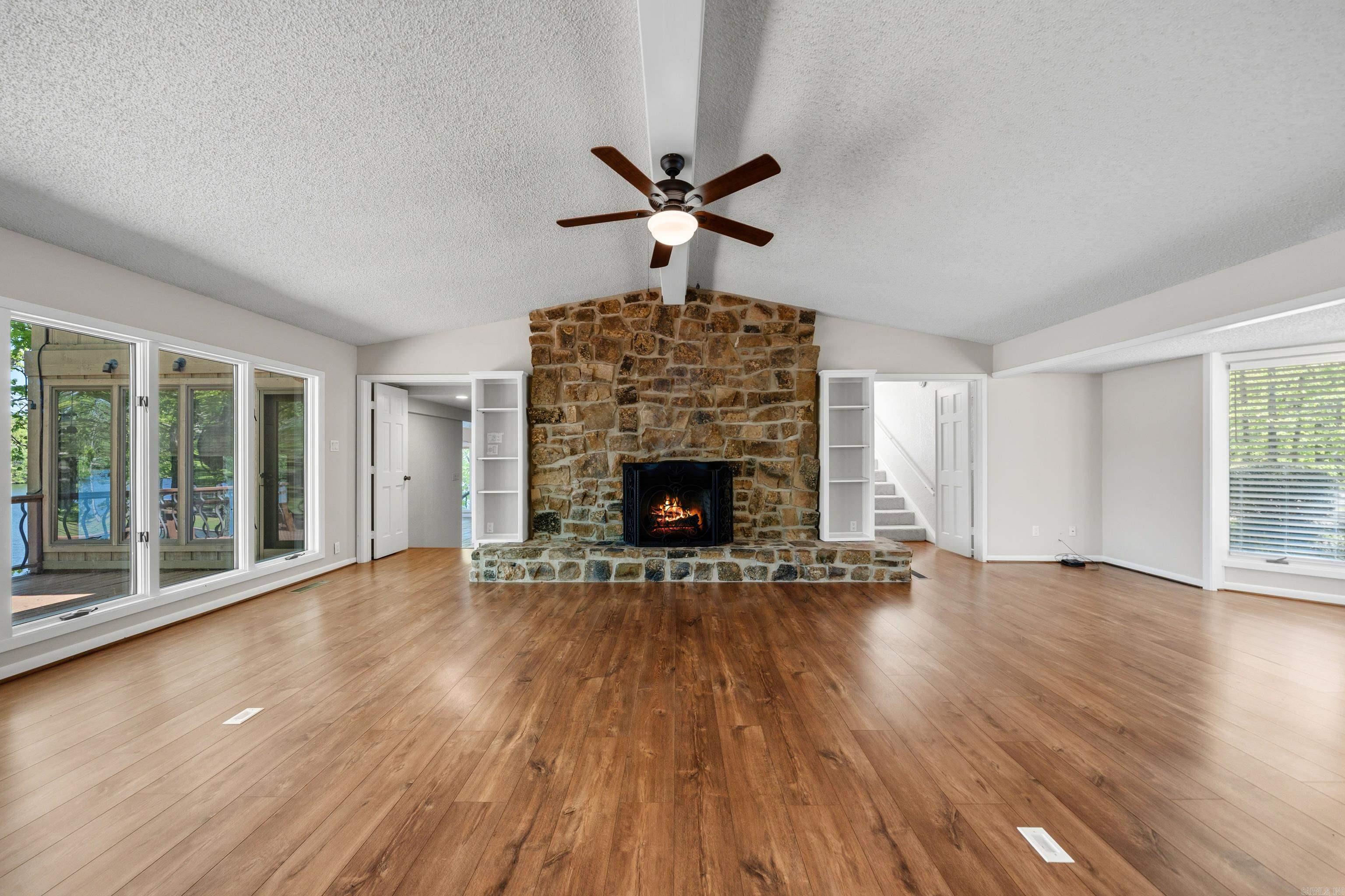 DIAMONDHEAD BLOCK A - Residential