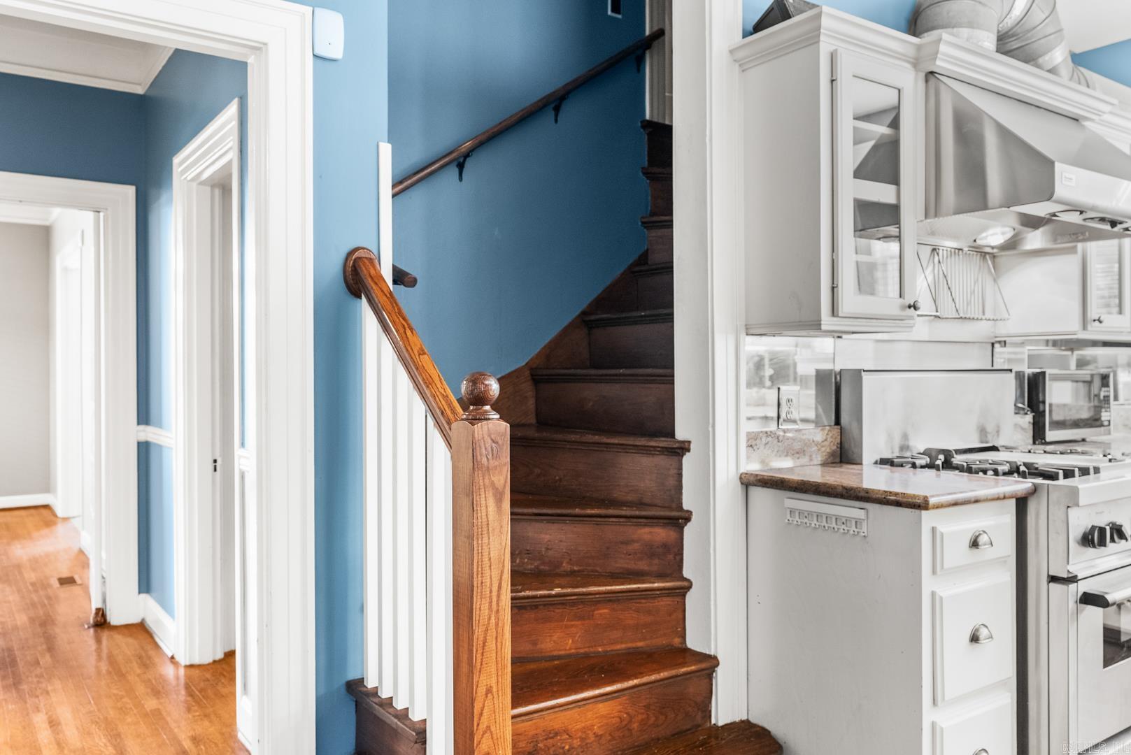 Weldon E Wrights - Residential