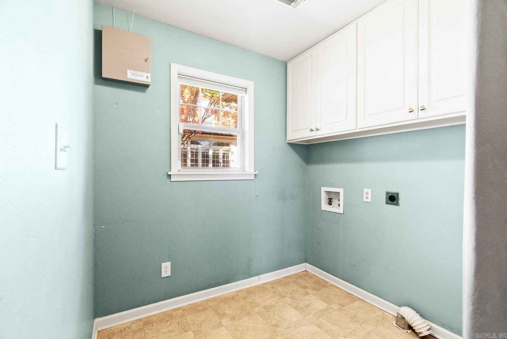 Weldon E Wrights - Residential