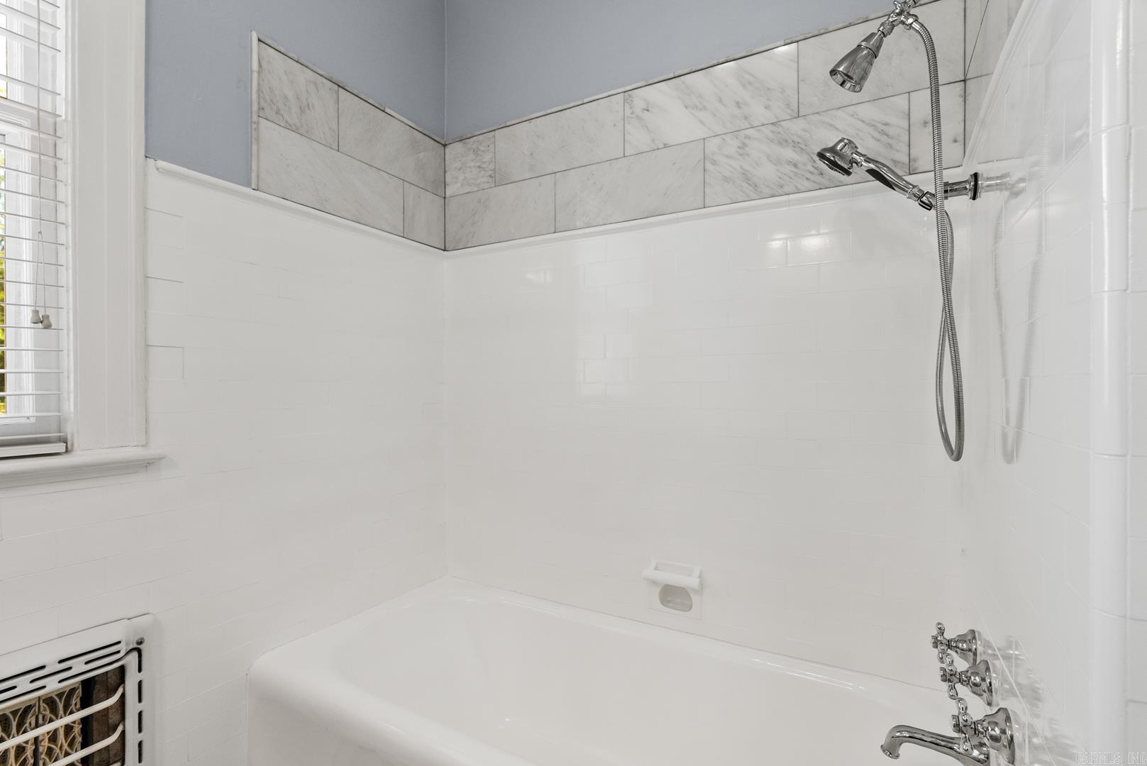 Weldon E Wrights - Residential