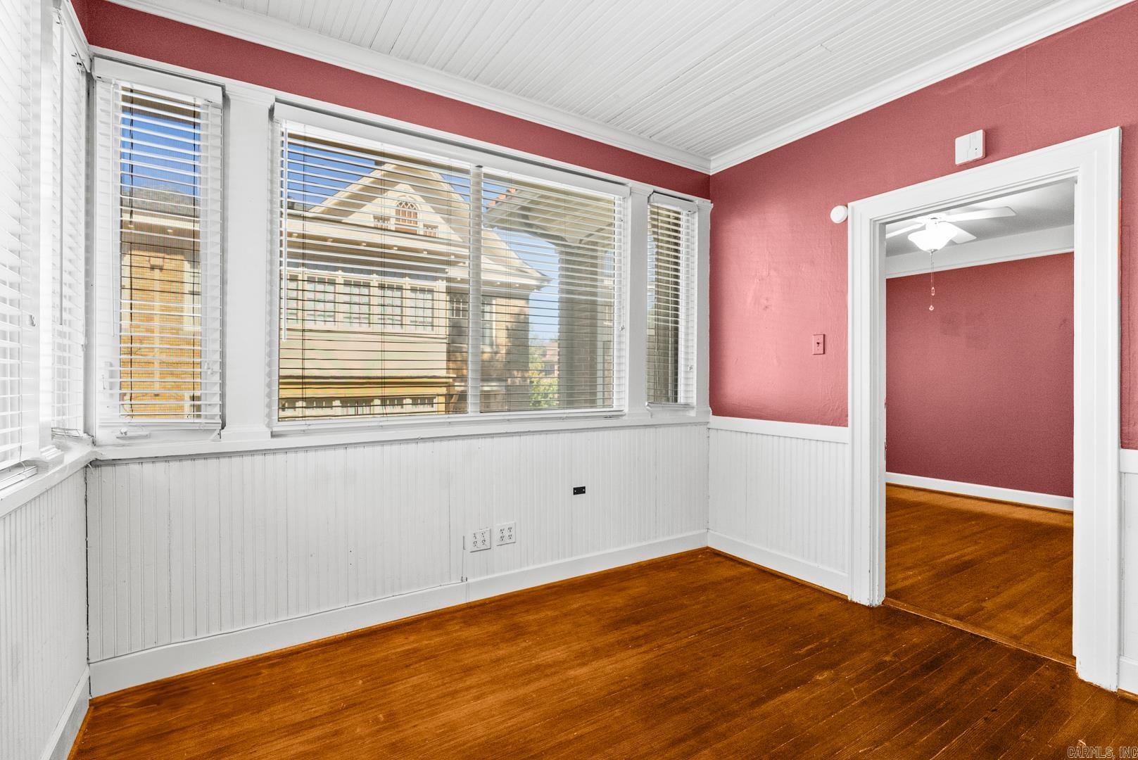 Weldon E Wrights - Residential
