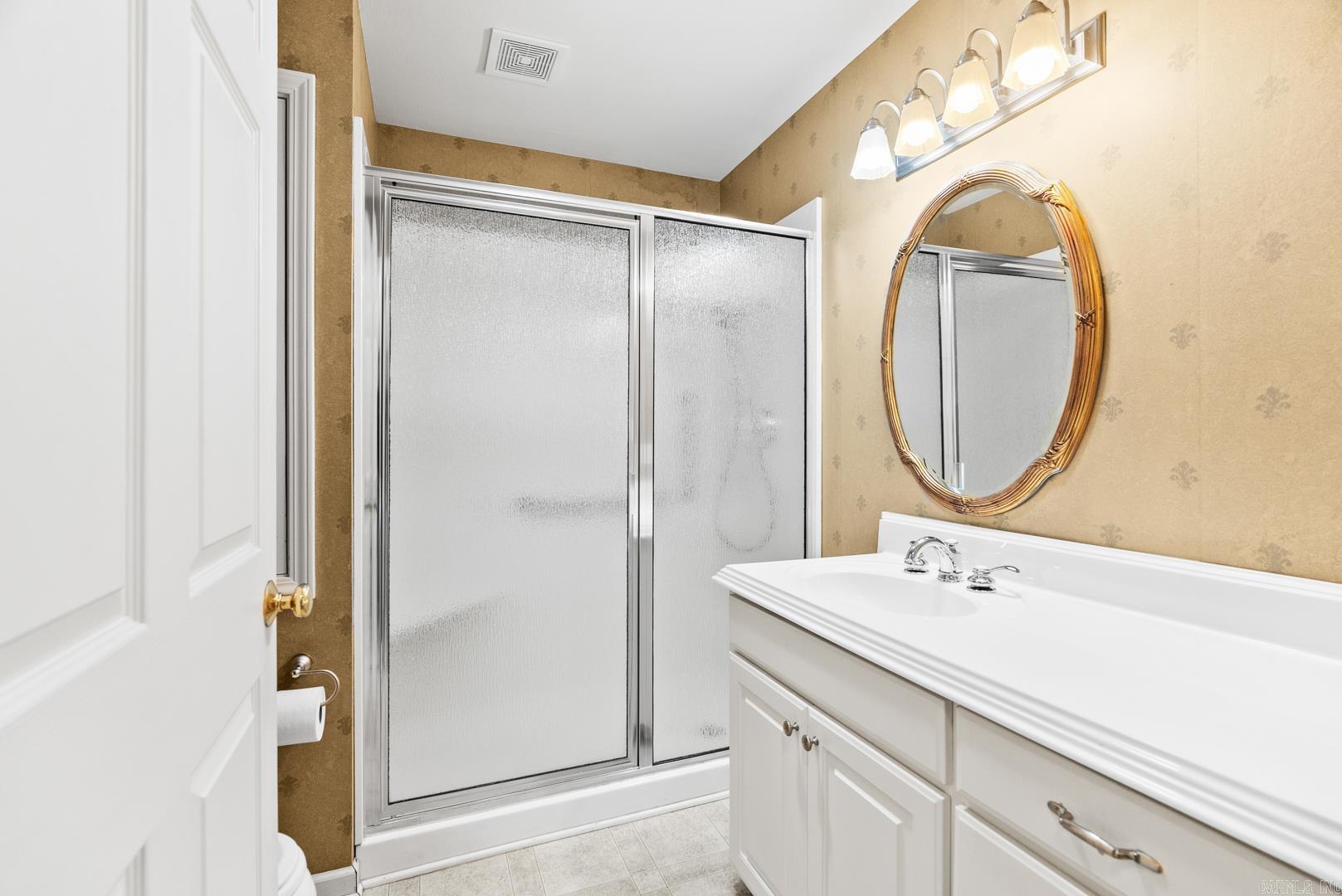 Weldon E Wrights - Residential