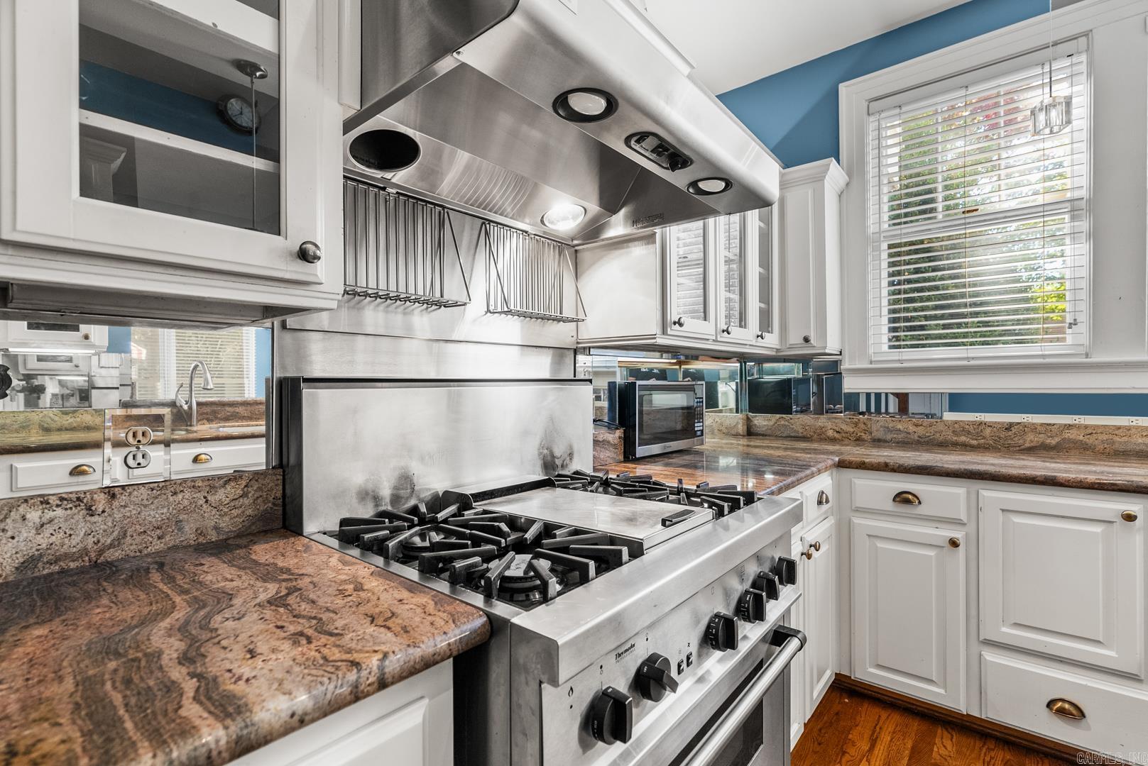Weldon E Wrights - Residential