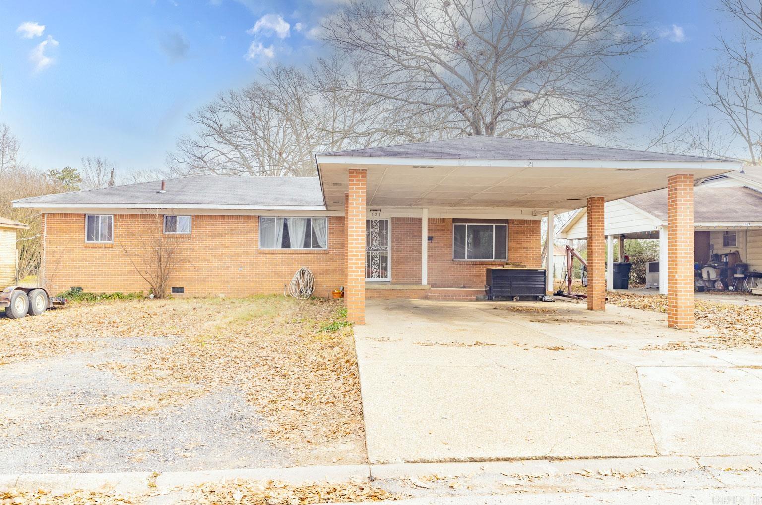 TROUTT - Residential