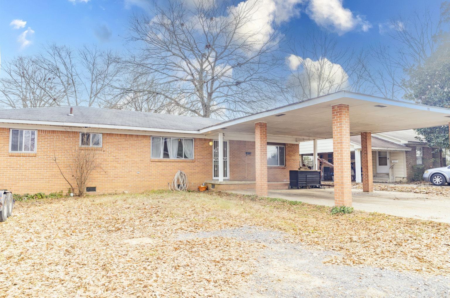 TROUTT - Residential