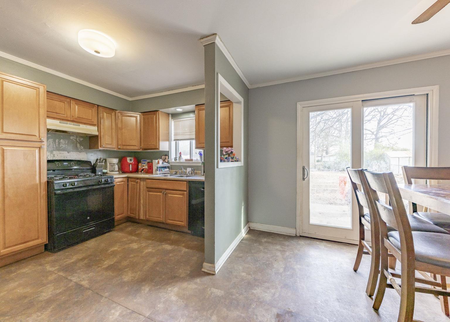 TROUTT - Residential