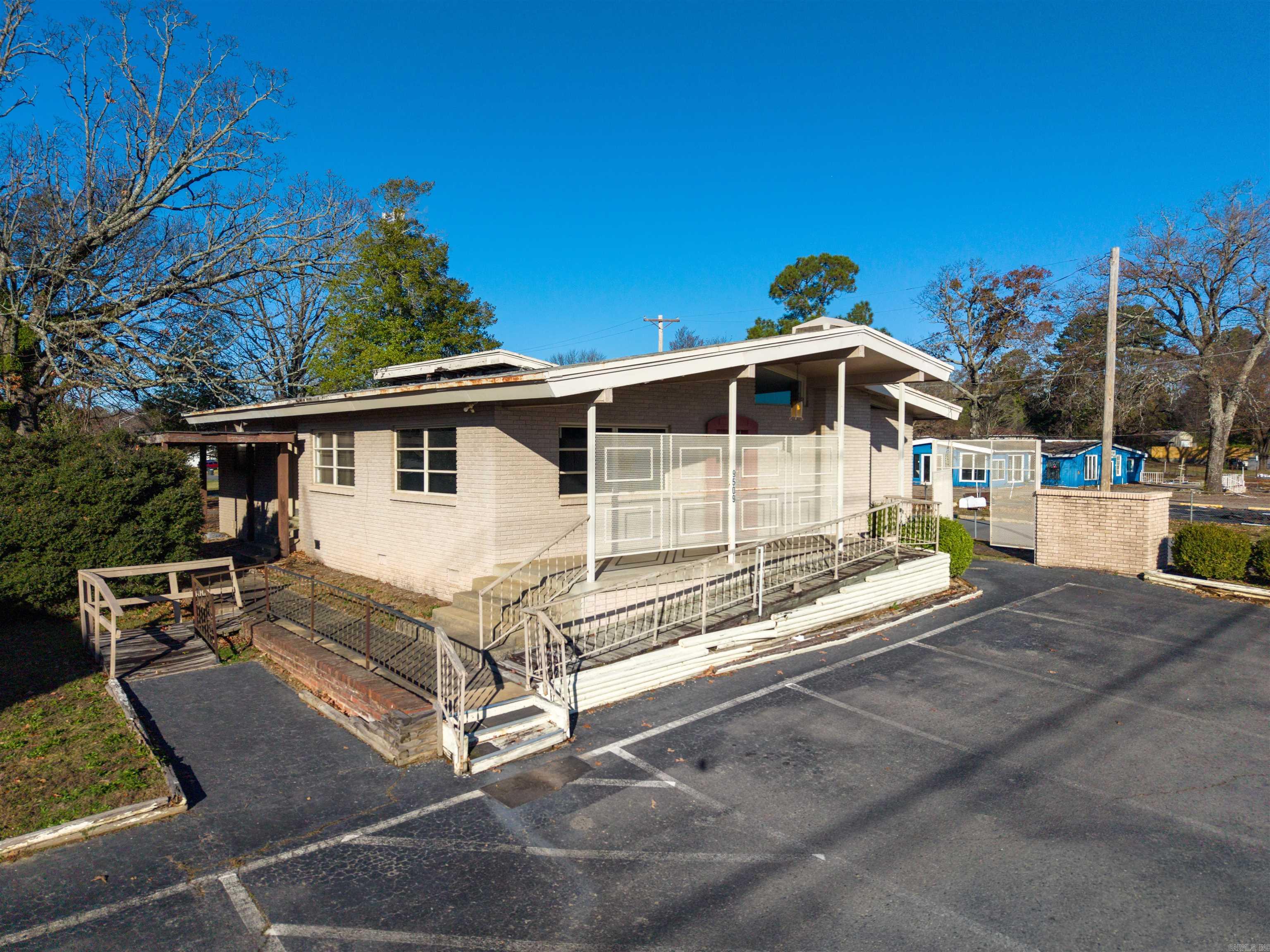 Sylvan Hills - Commercial Sale