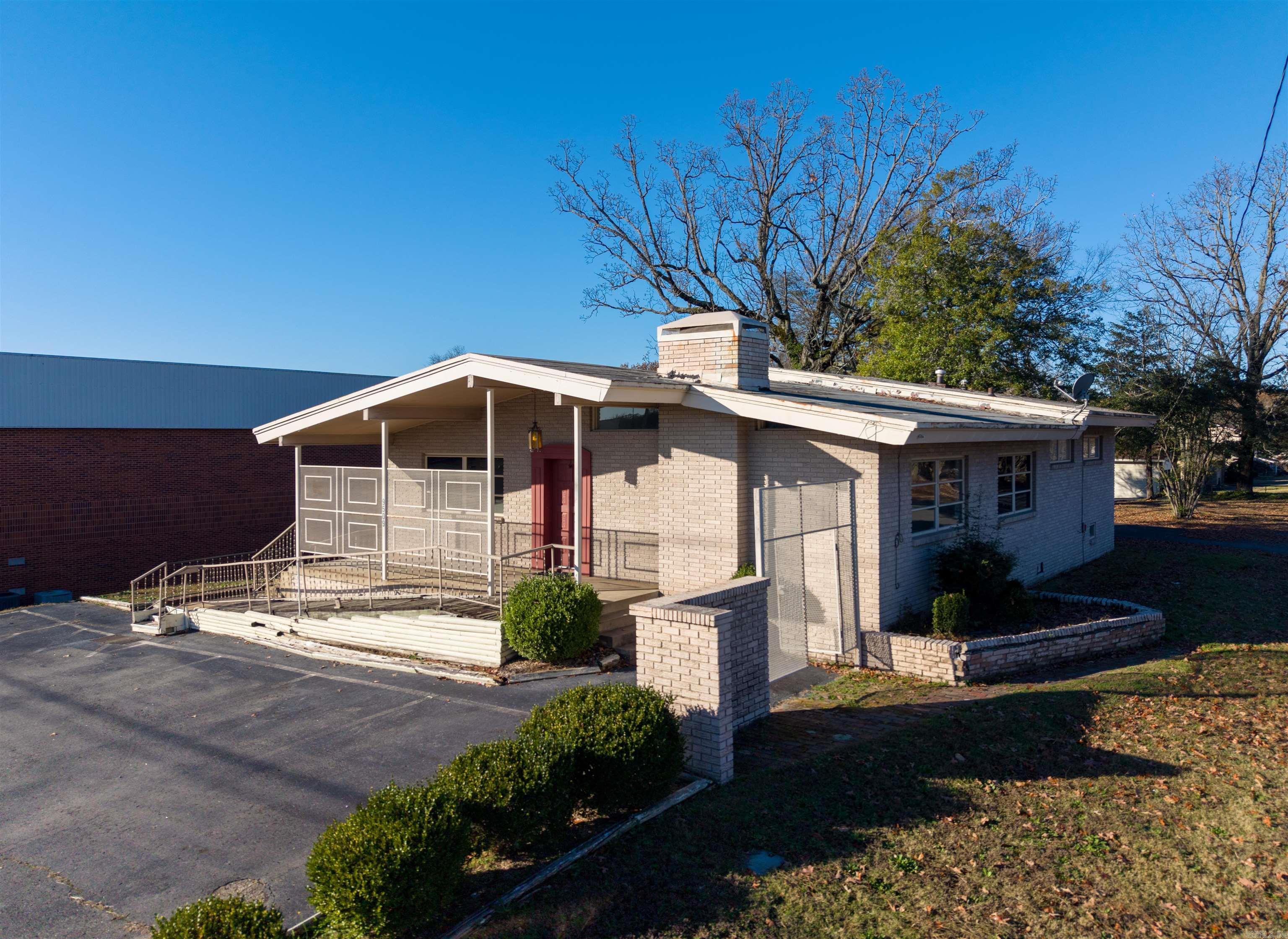 Sylvan Hills - Commercial Sale