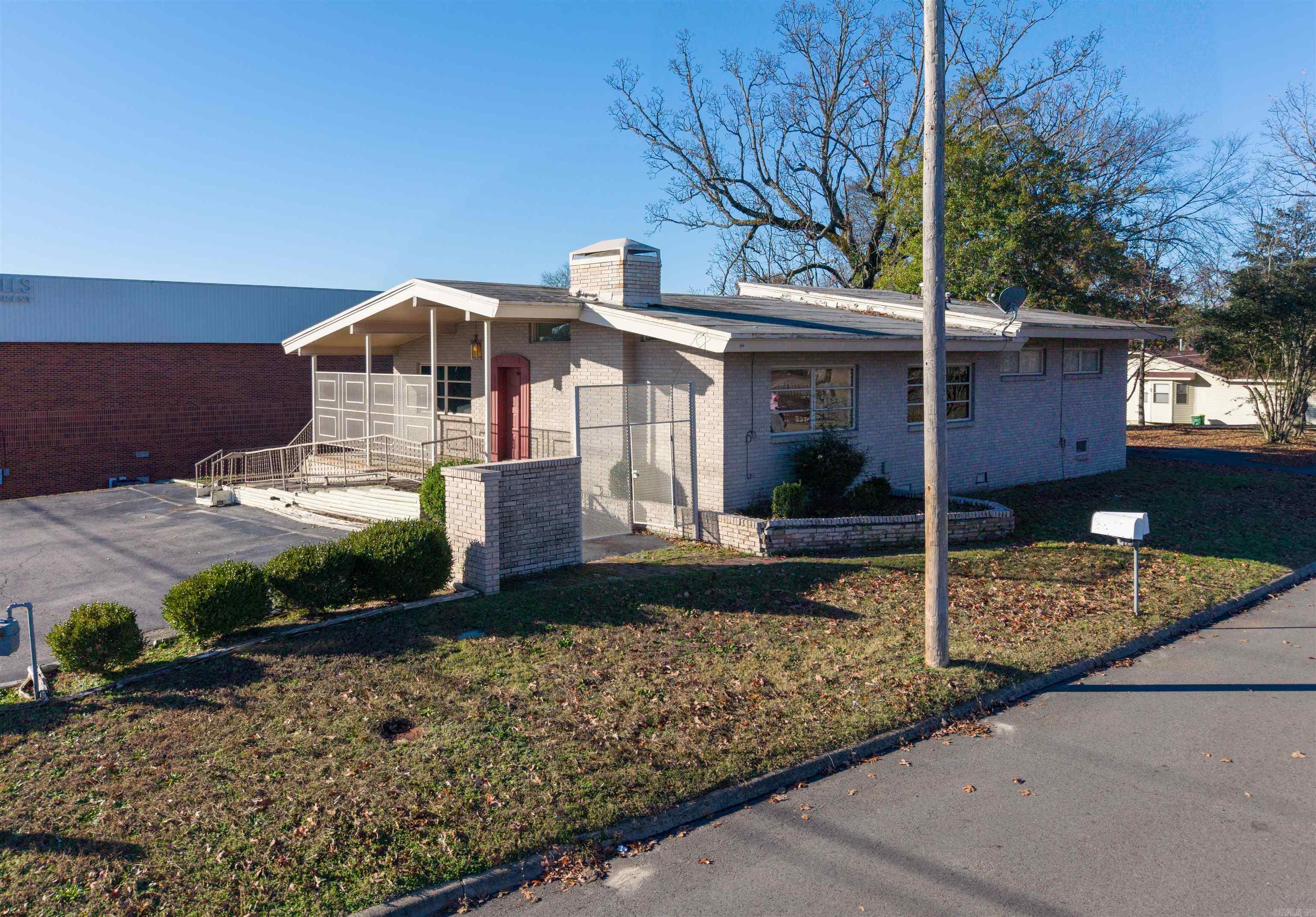Sylvan Hills - Commercial Sale