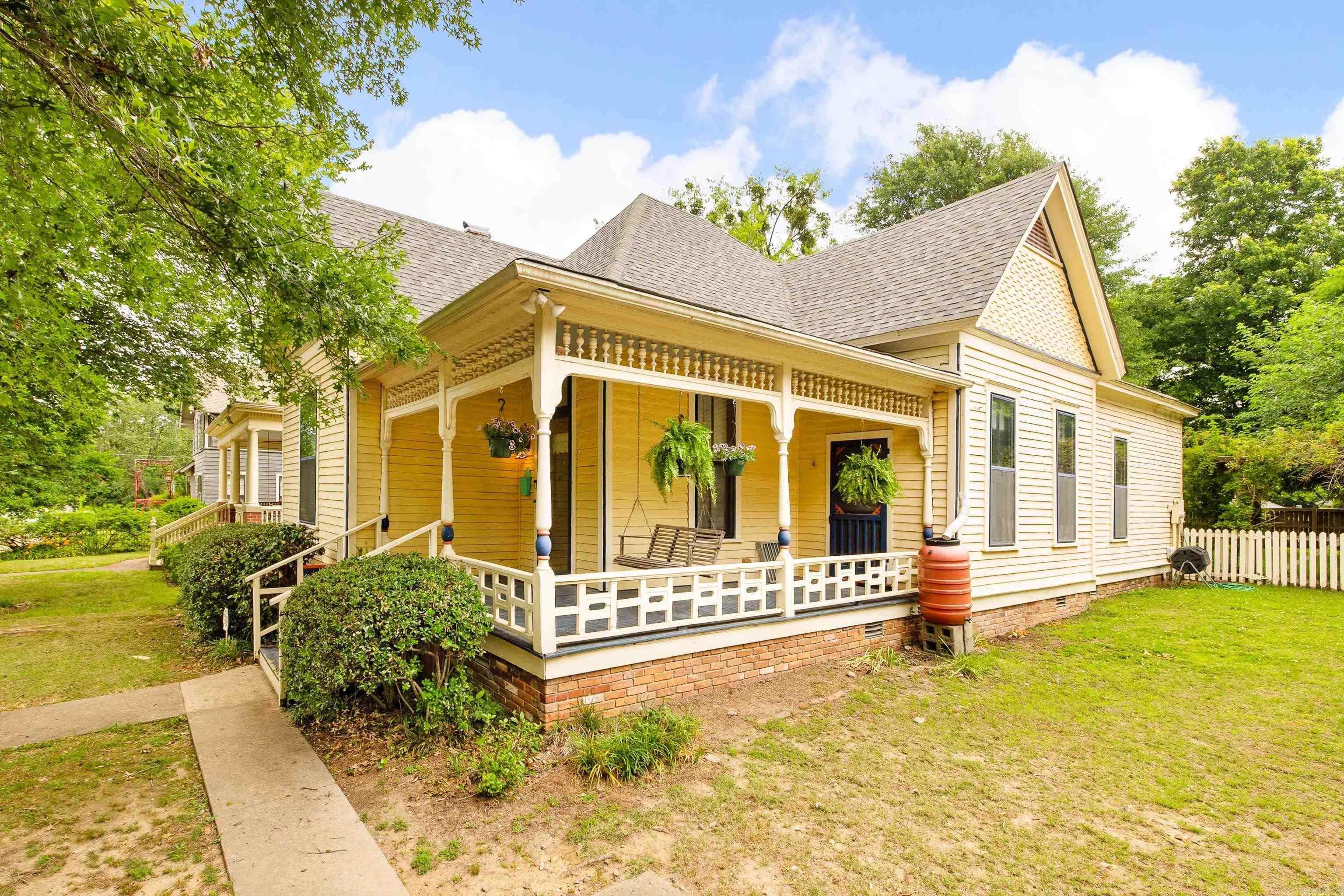 FULTONS - Residential