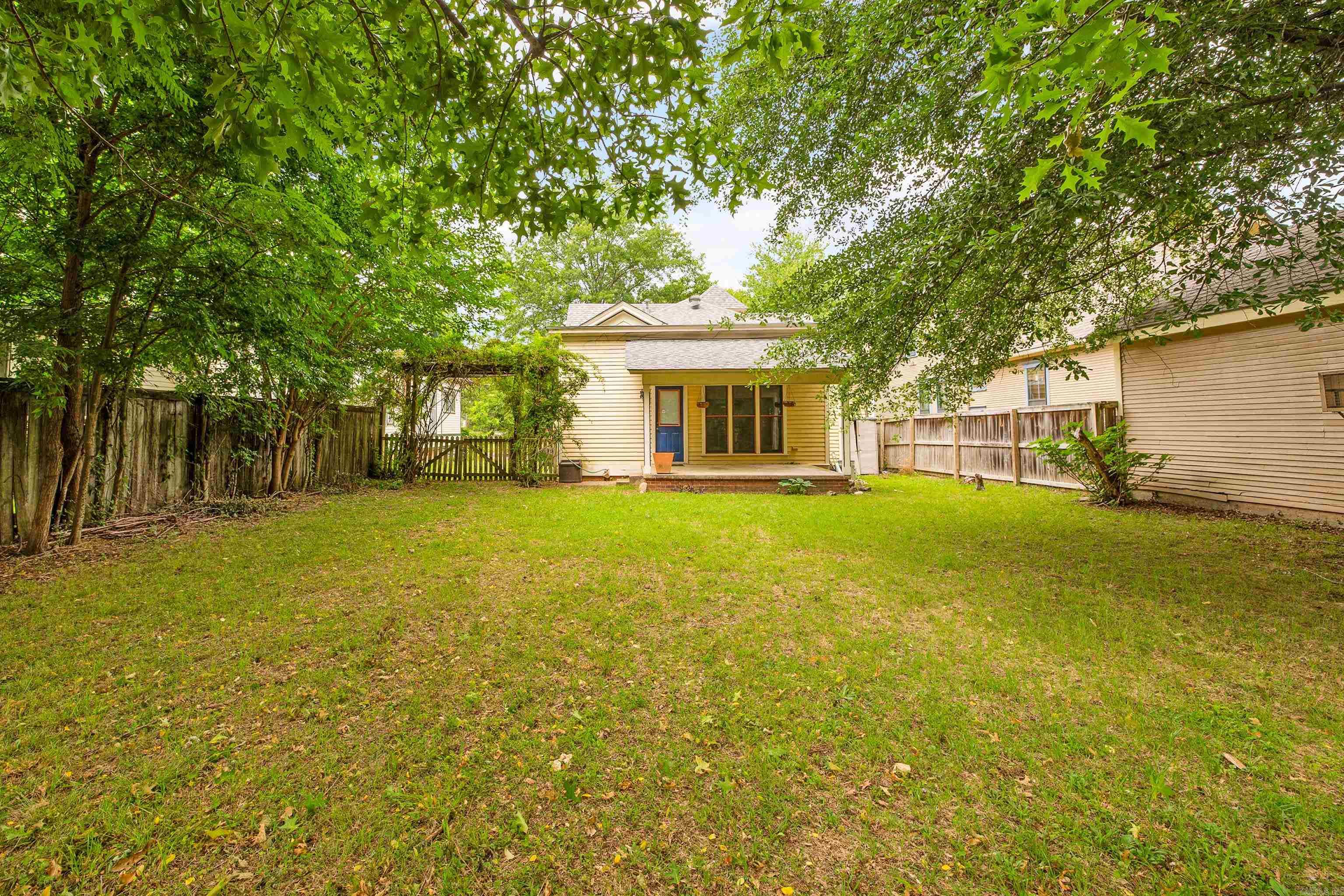 FULTONS - Residential