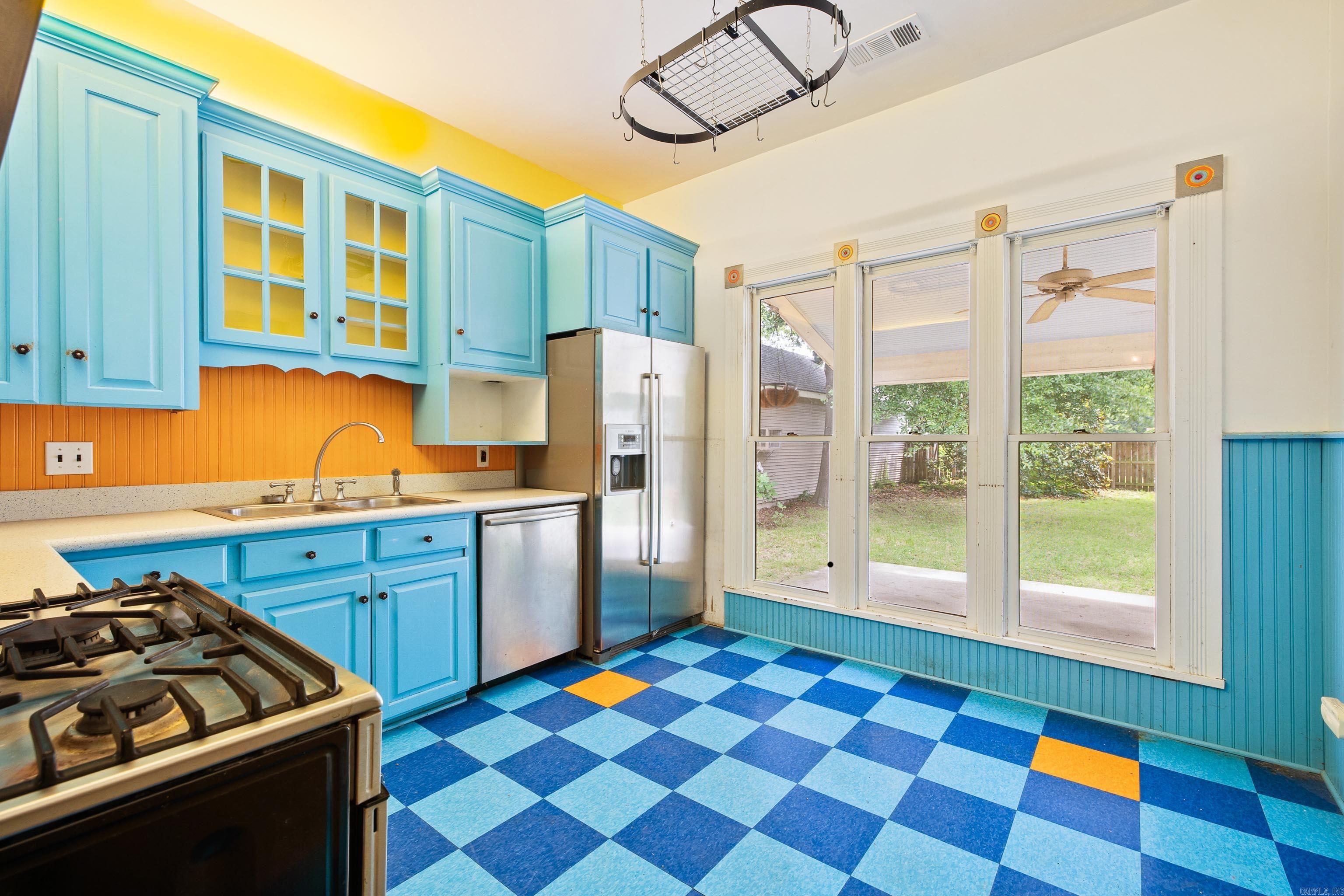 FULTONS - Residential