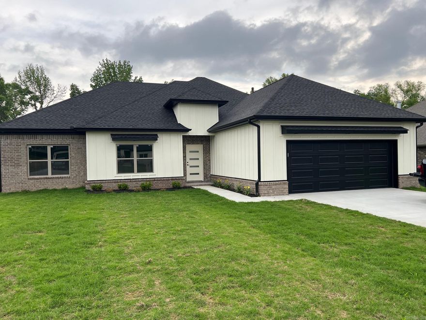 Beautiful New Construction, Sold before Listed