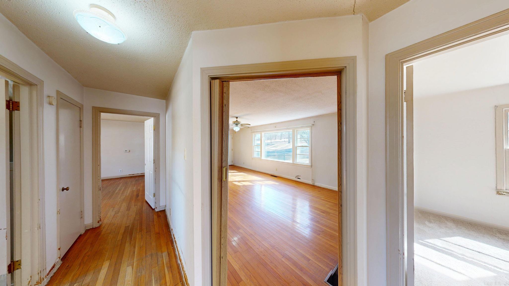 Metes & Bounds - Residential