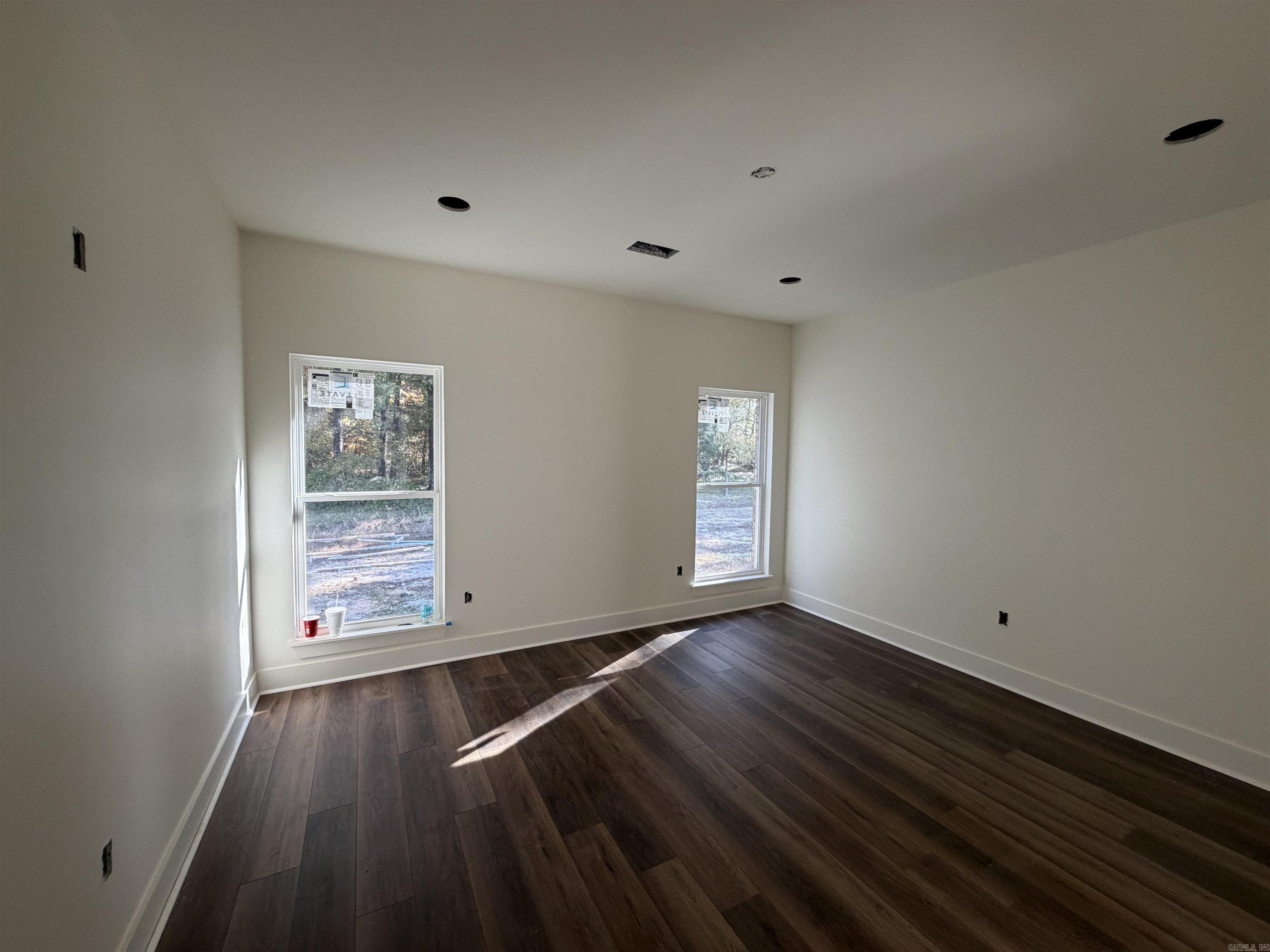 SUNSET LANDING - Residential