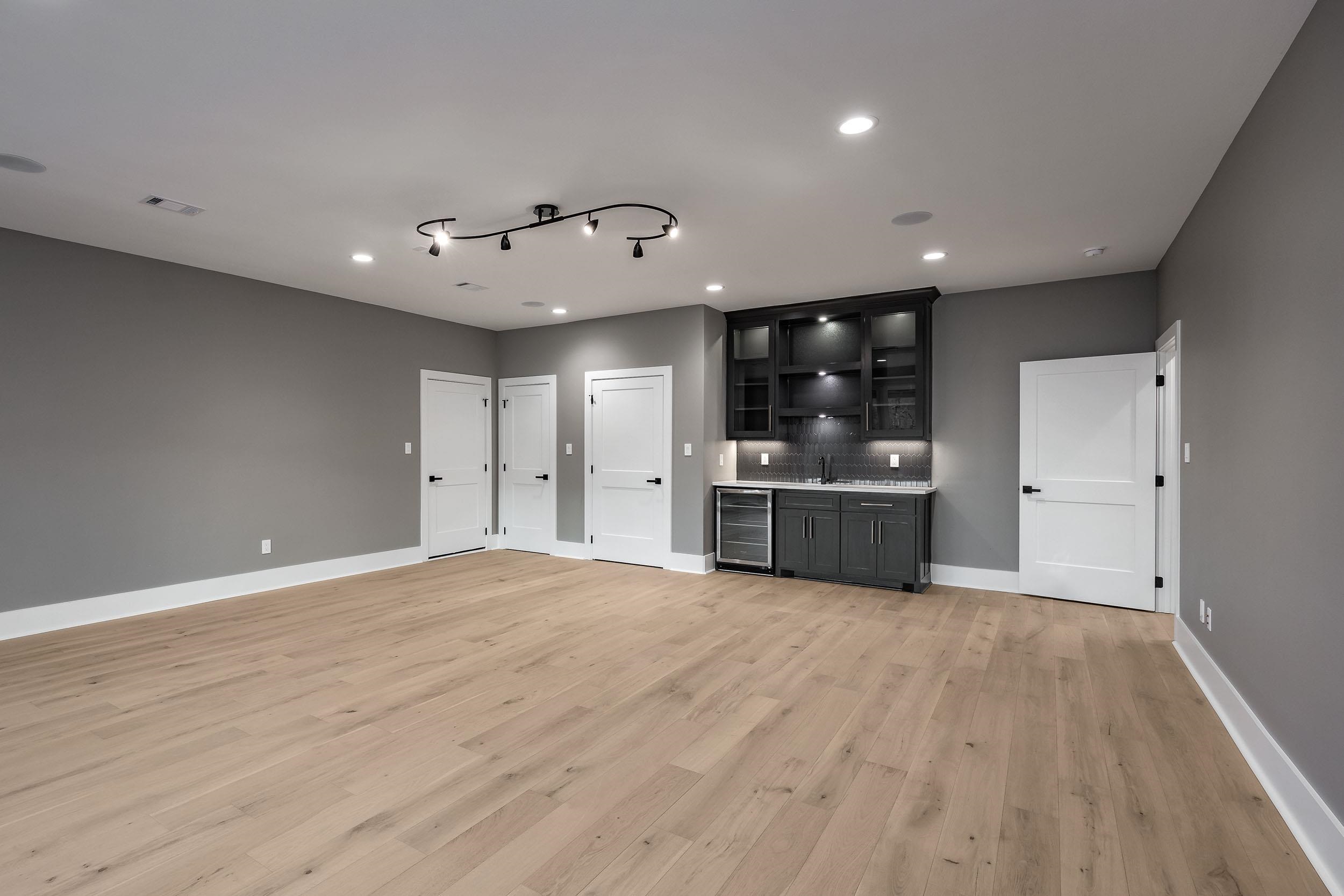 CHENAL VALLEY ABINGTON COURT - Residential