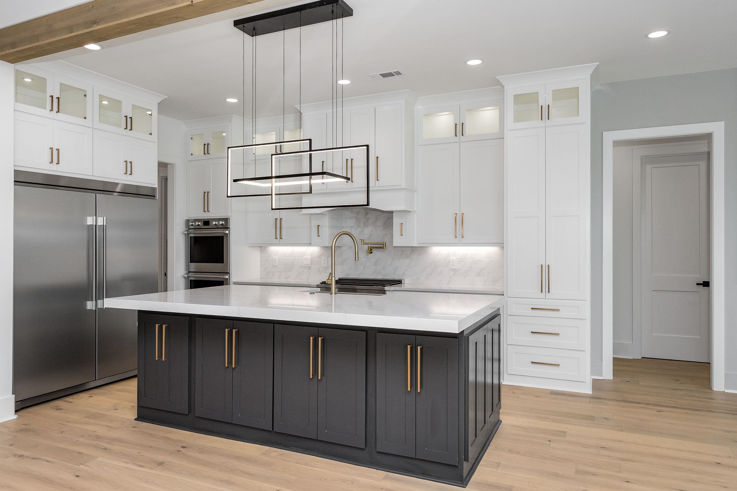 CHENAL VALLEY ABINGTON COURT - Residential