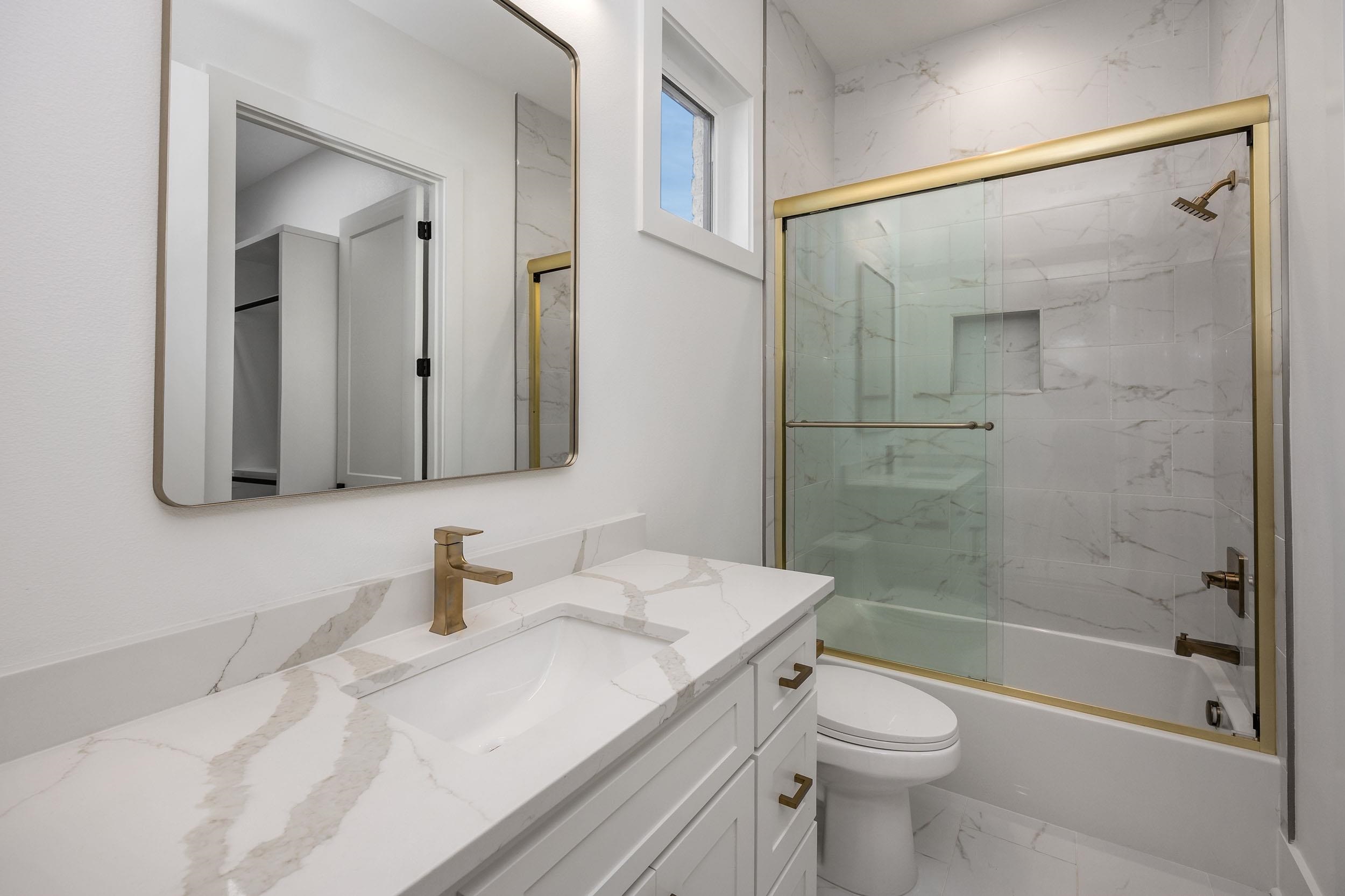 CHENAL VALLEY ABINGTON COURT - Residential