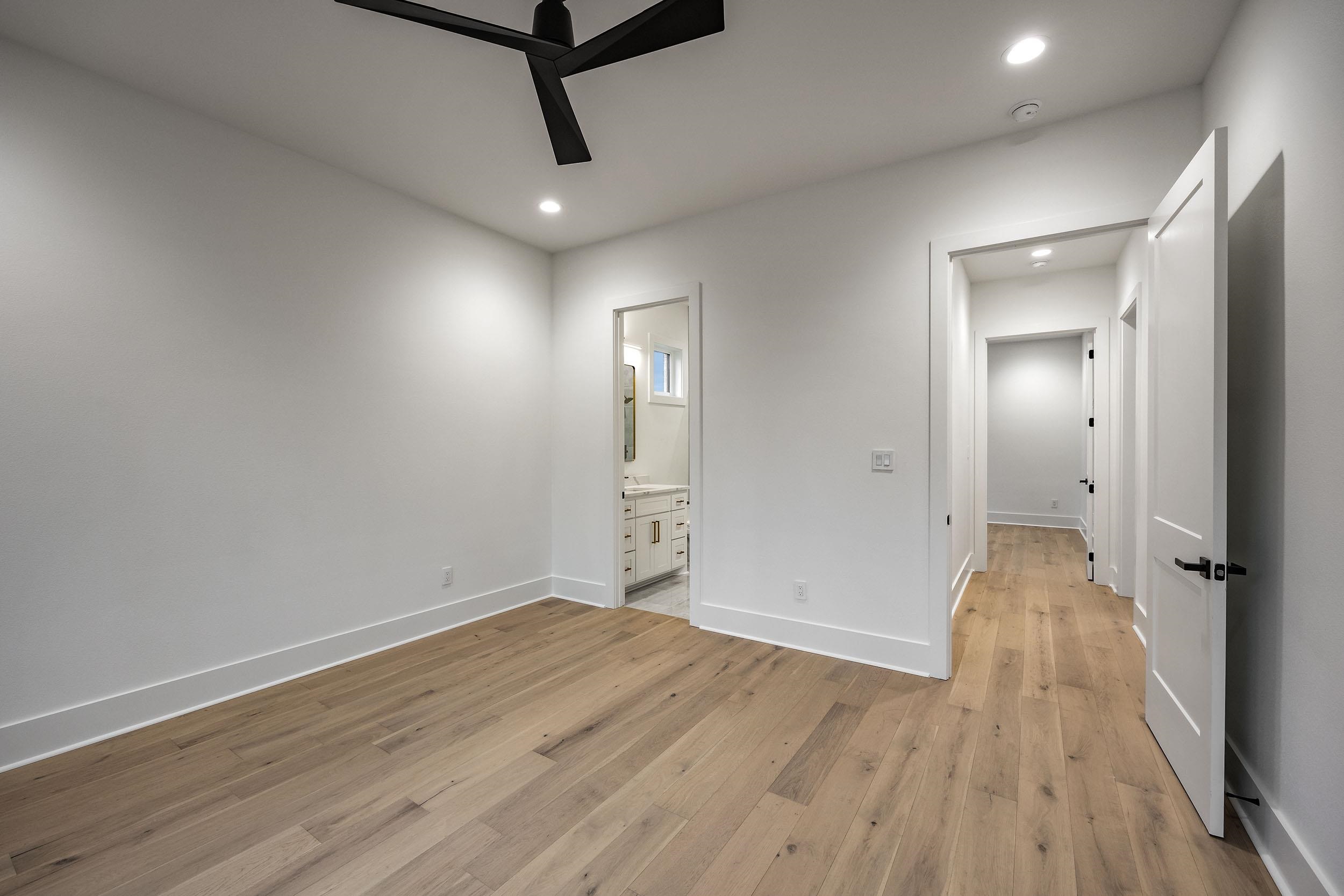 CHENAL VALLEY ABINGTON COURT - Residential