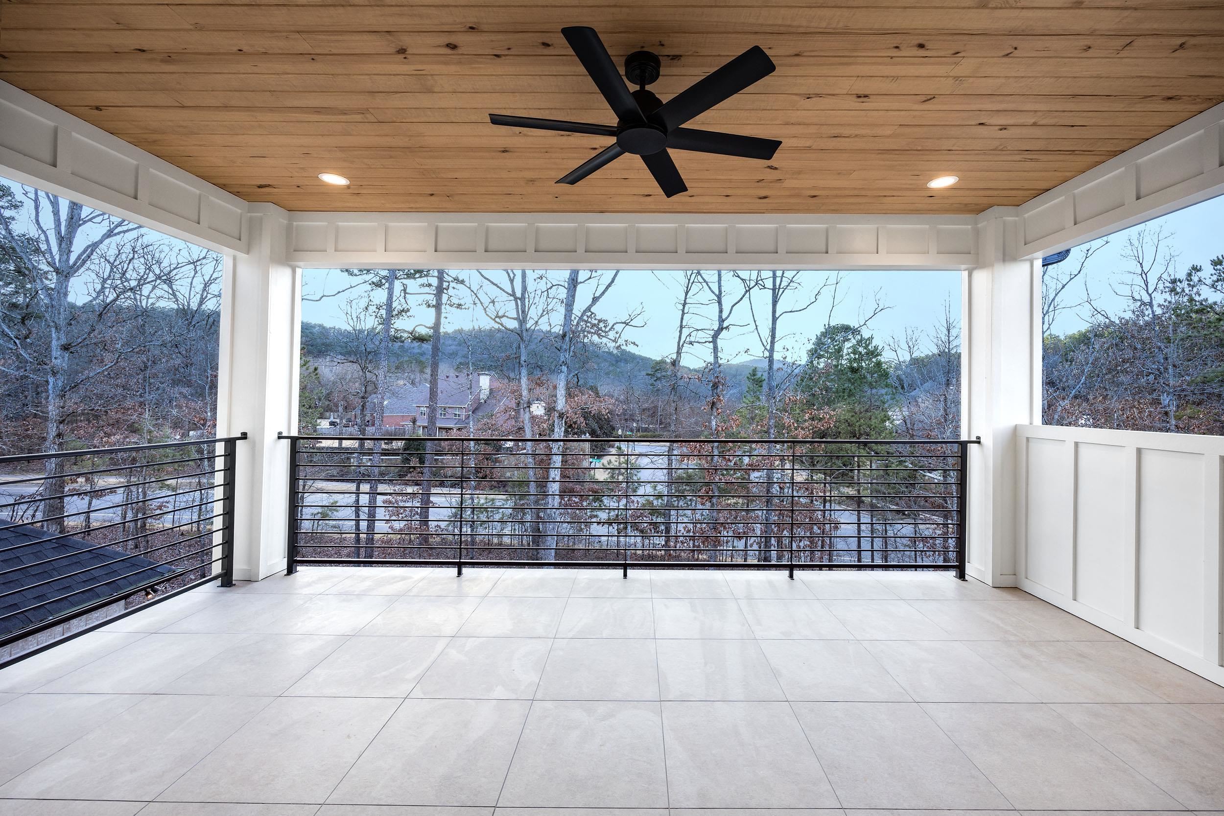 CHENAL VALLEY ABINGTON COURT - Residential