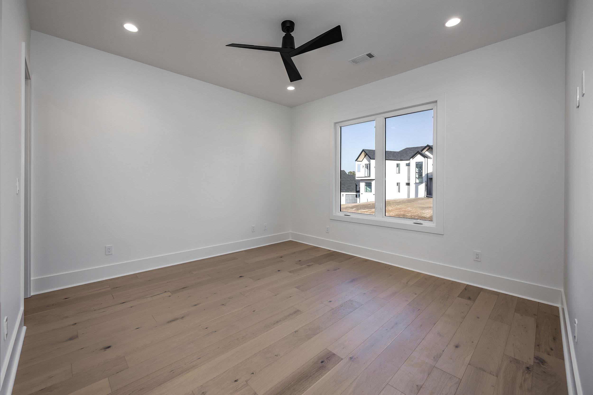 CHENAL VALLEY ABINGTON COURT - Residential