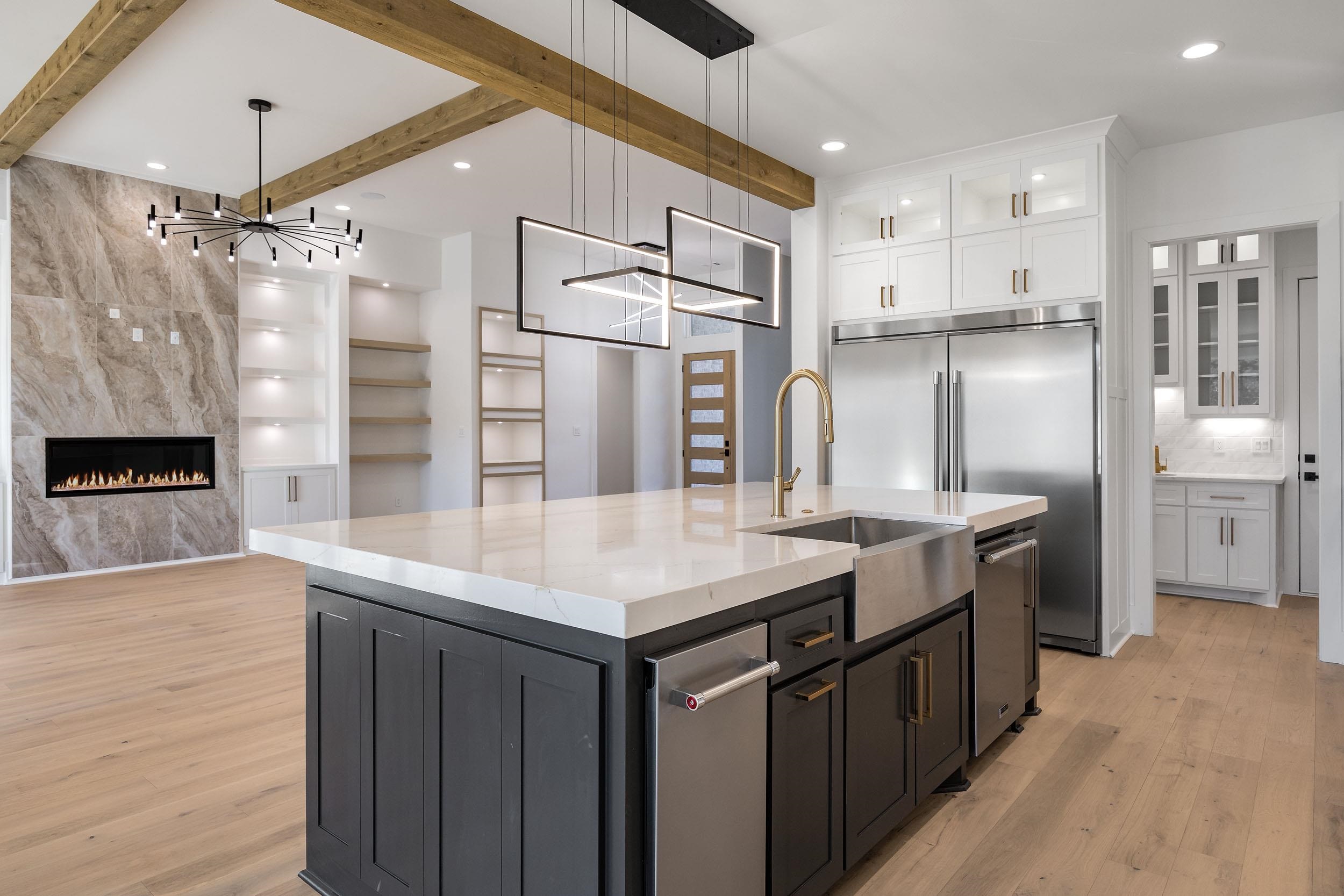 CHENAL VALLEY ABINGTON COURT - Residential