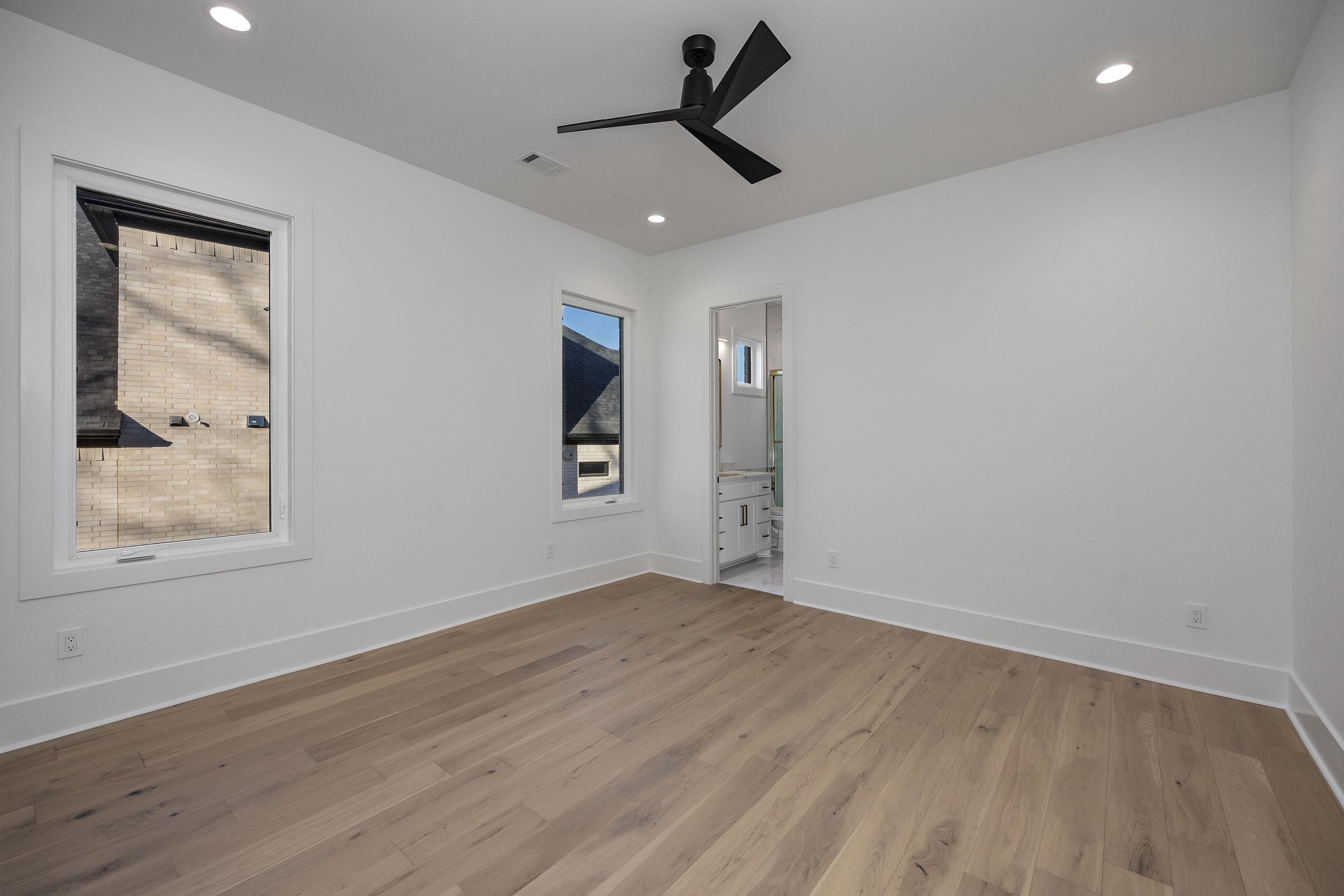 CHENAL VALLEY ABINGTON COURT - Residential