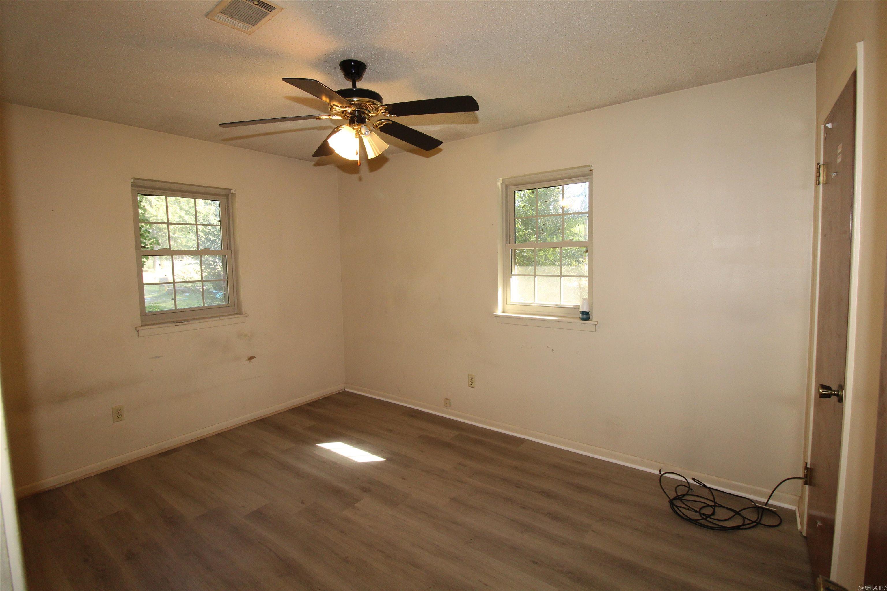 SOUTH PARK - Residential