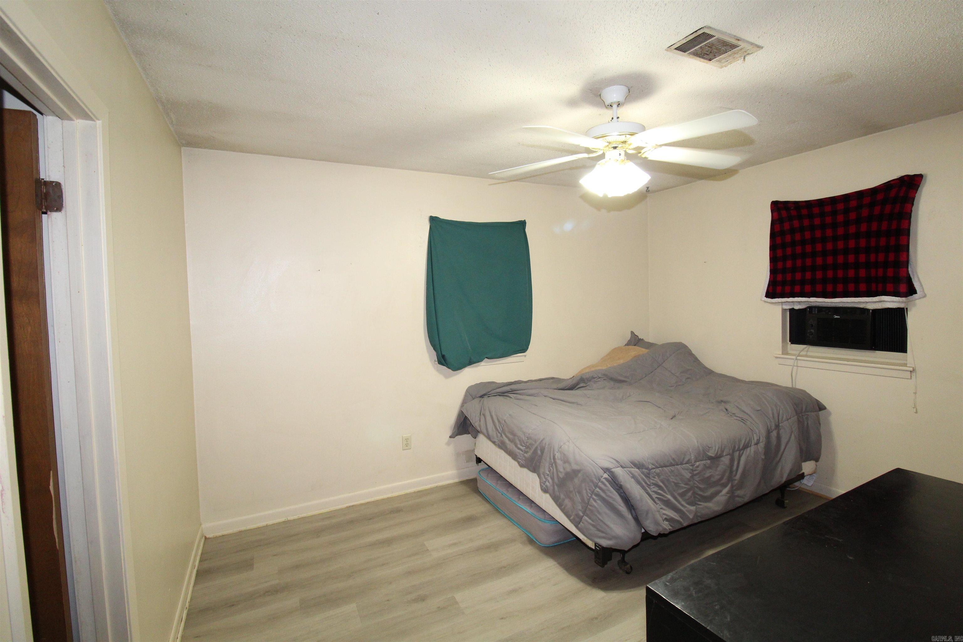 SOUTH PARK - Residential