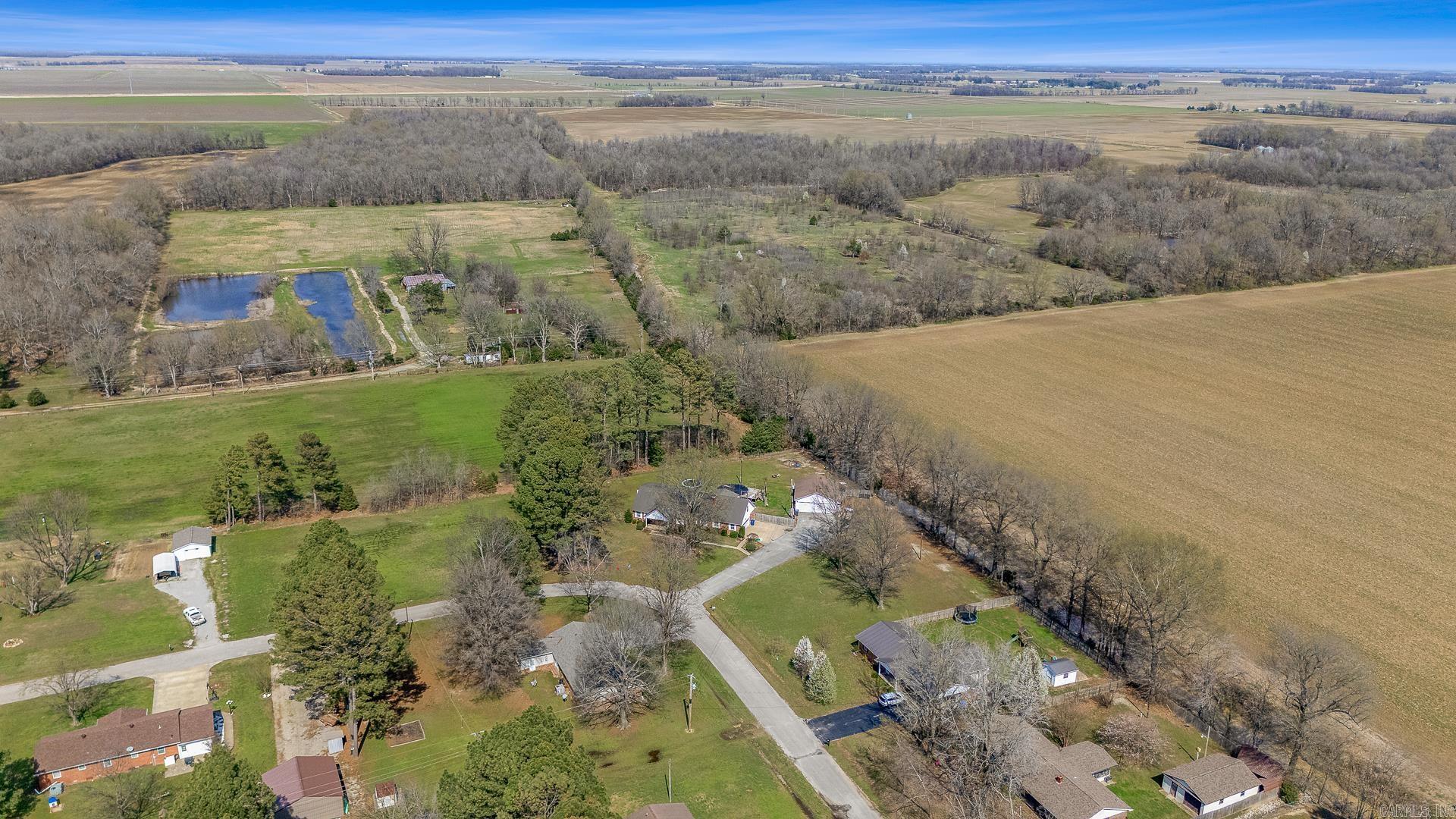 LYNNDALE - Residential