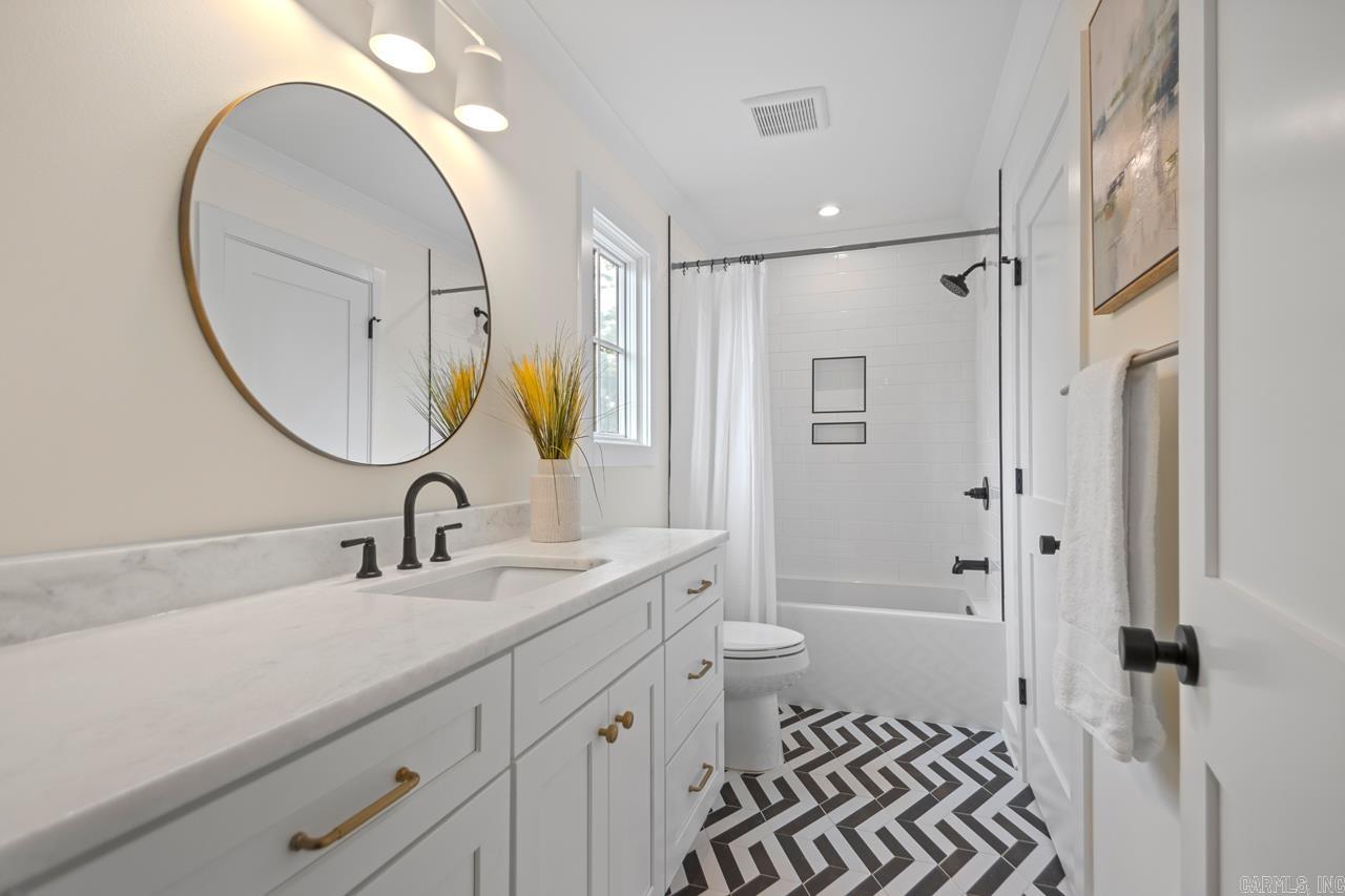 CAMMACK WOODS - Residential