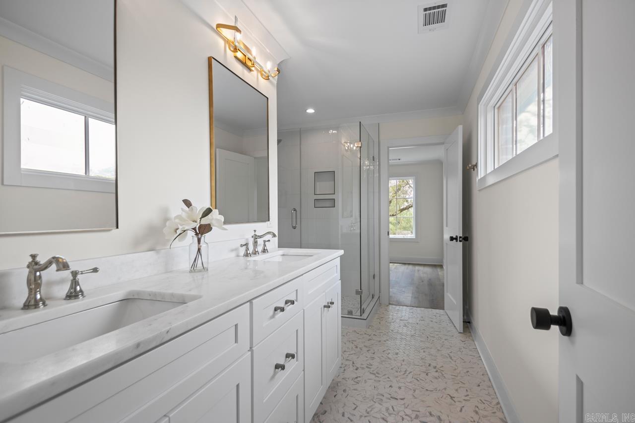 CAMMACK WOODS - Residential