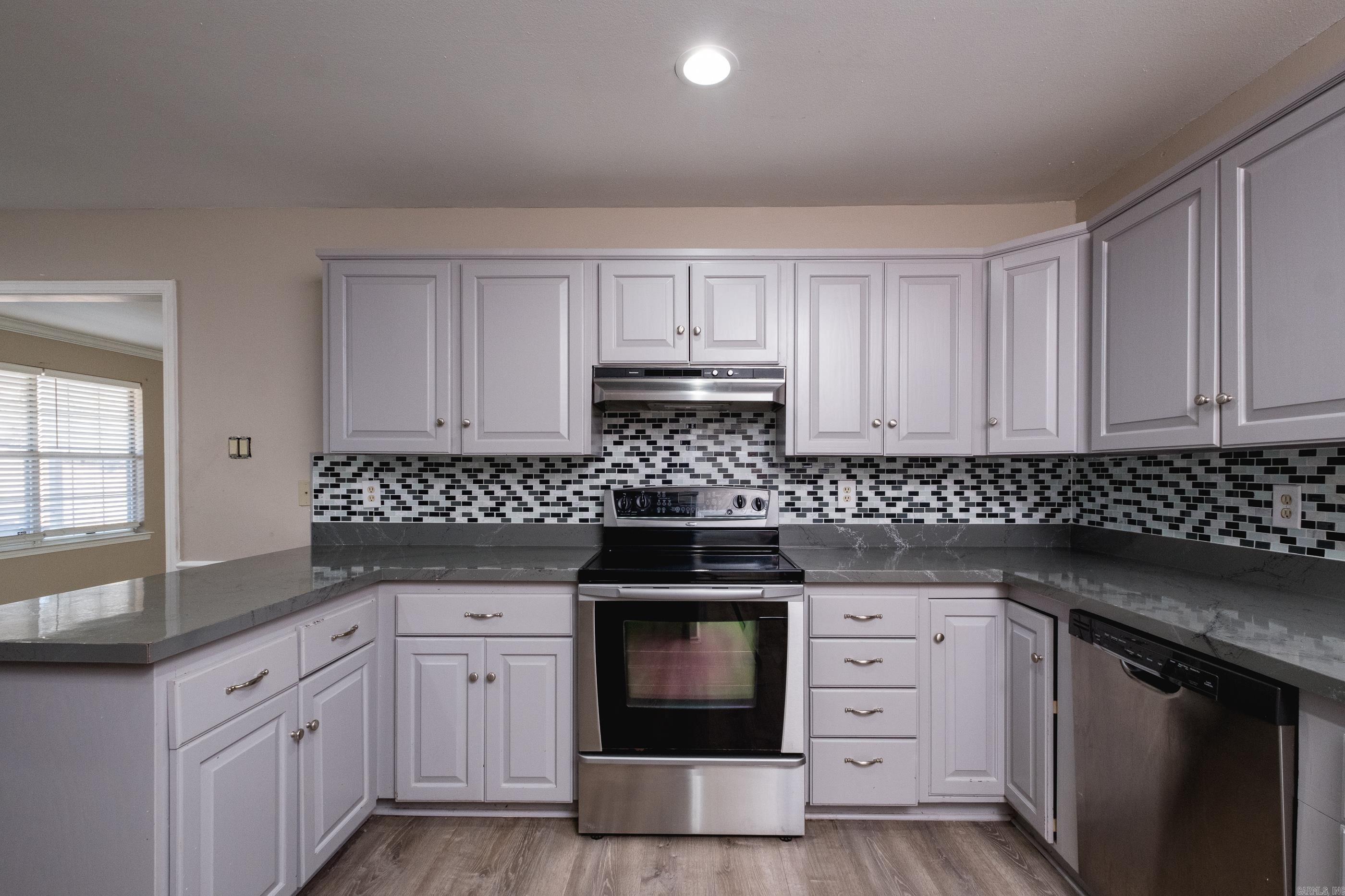 DAWN ESTATES - Residential