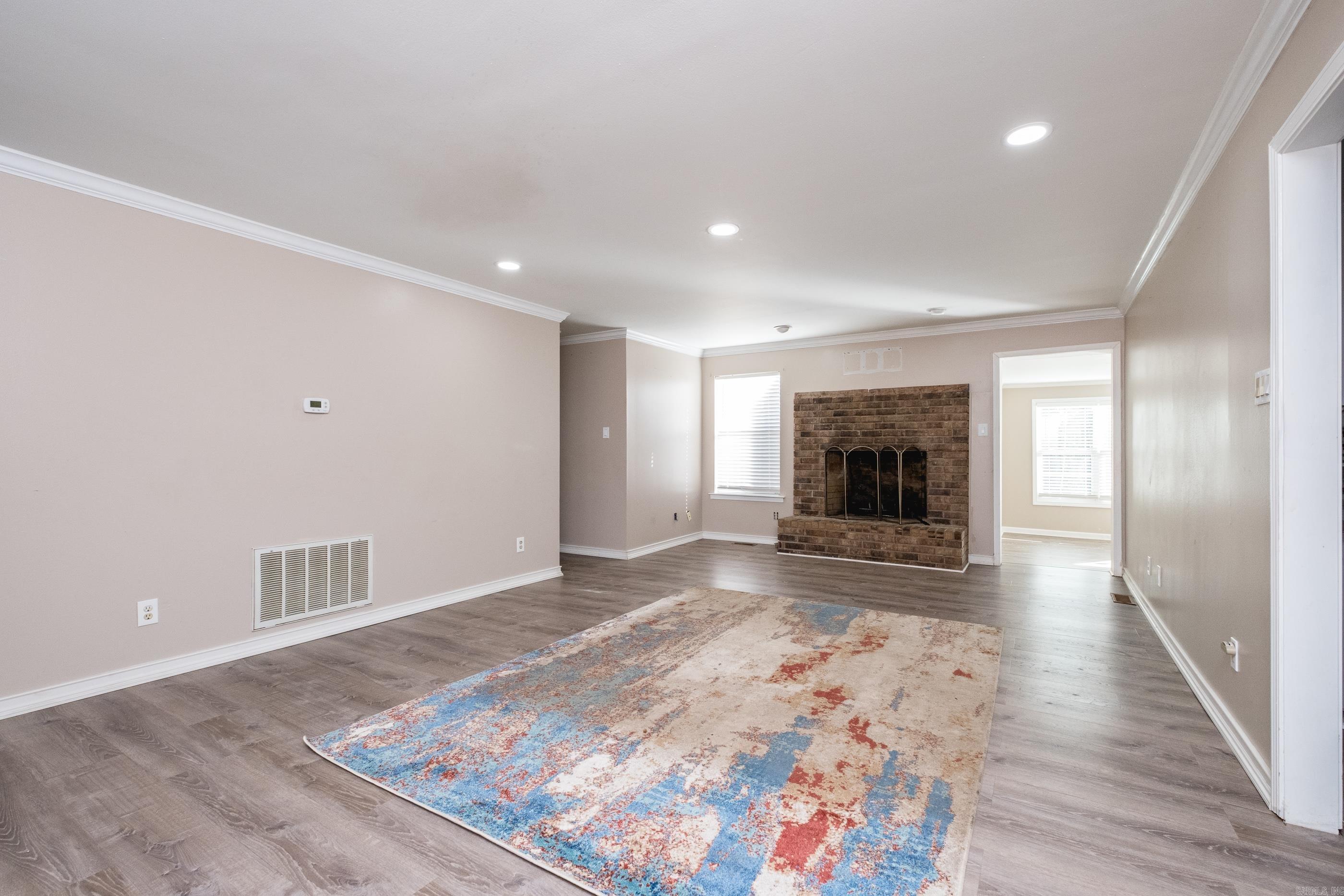 DAWN ESTATES - Residential