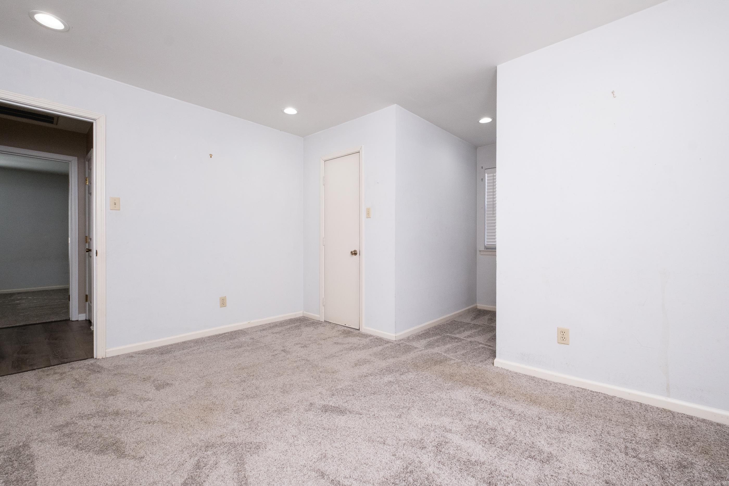 DAWN ESTATES - Residential