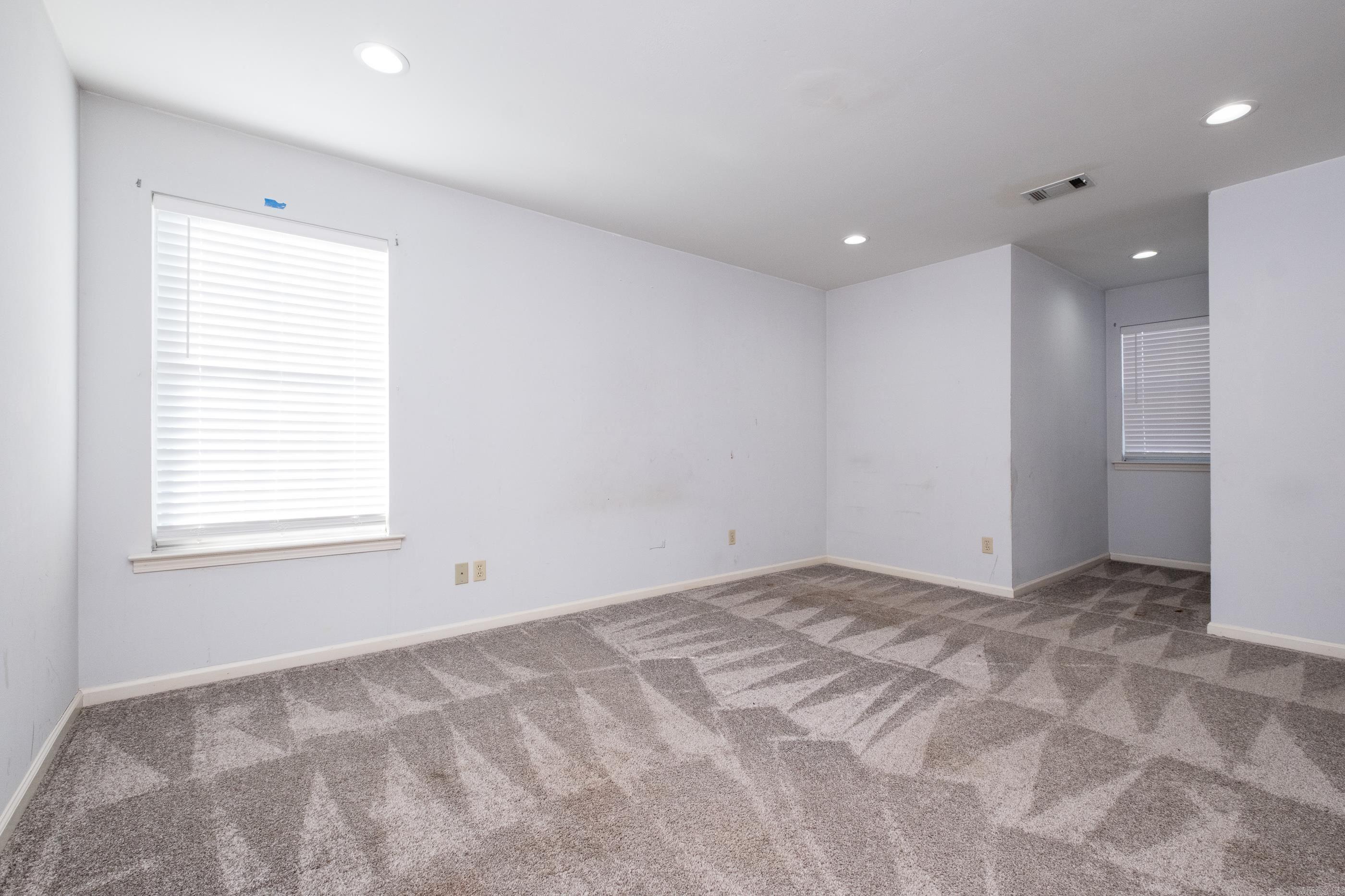 DAWN ESTATES - Residential