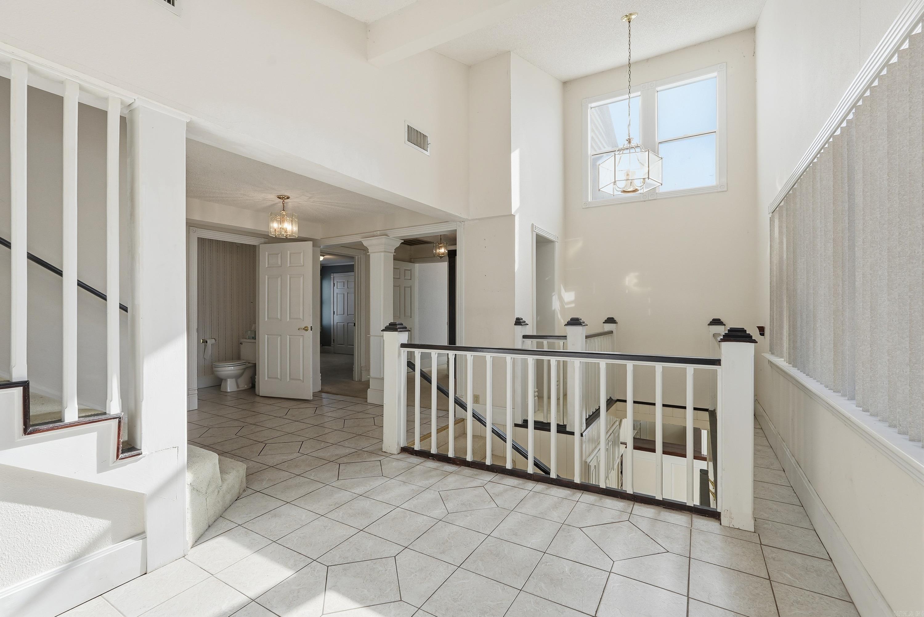 TWIN POINTS - Residential