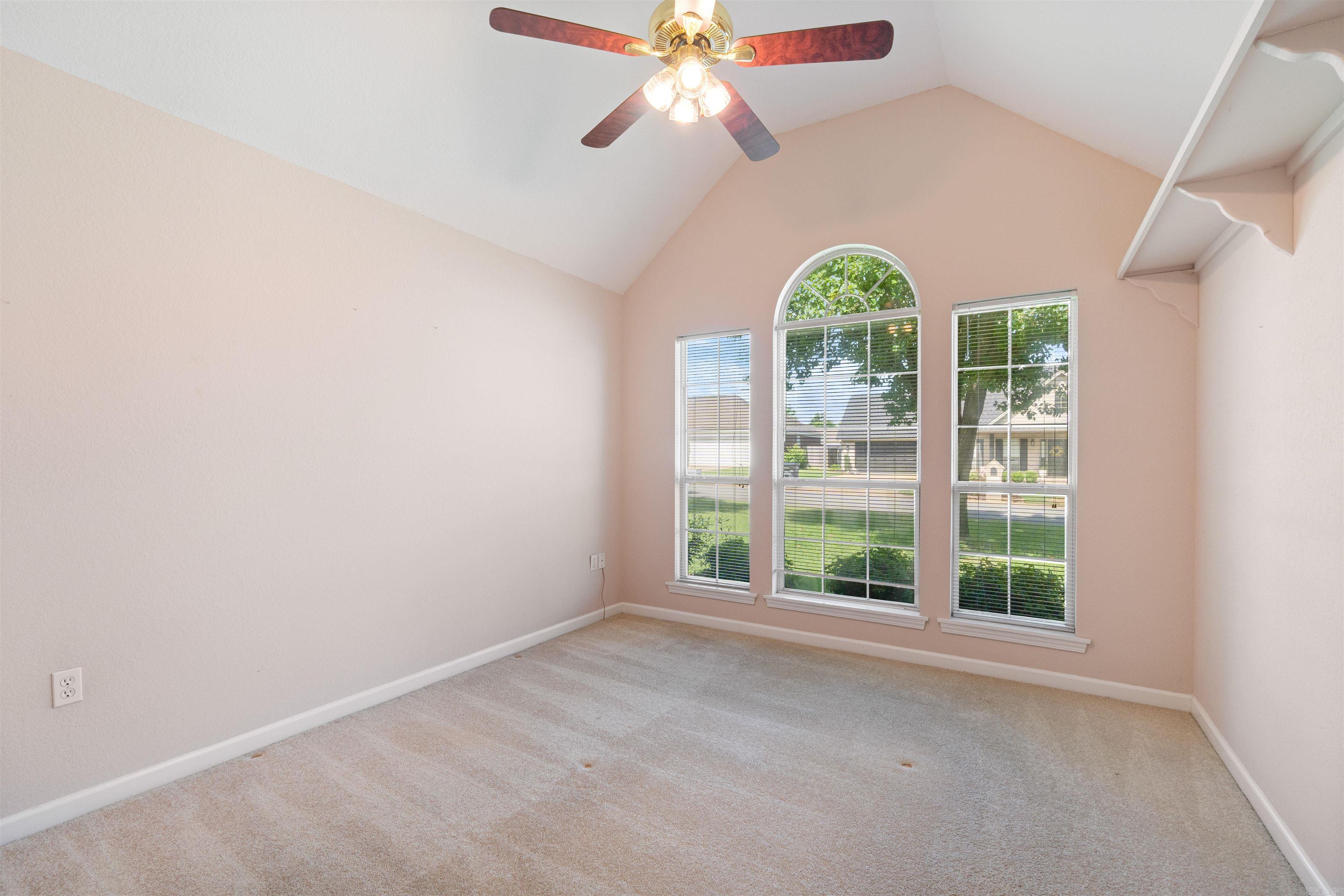 BELVEDERE COURT - Residential